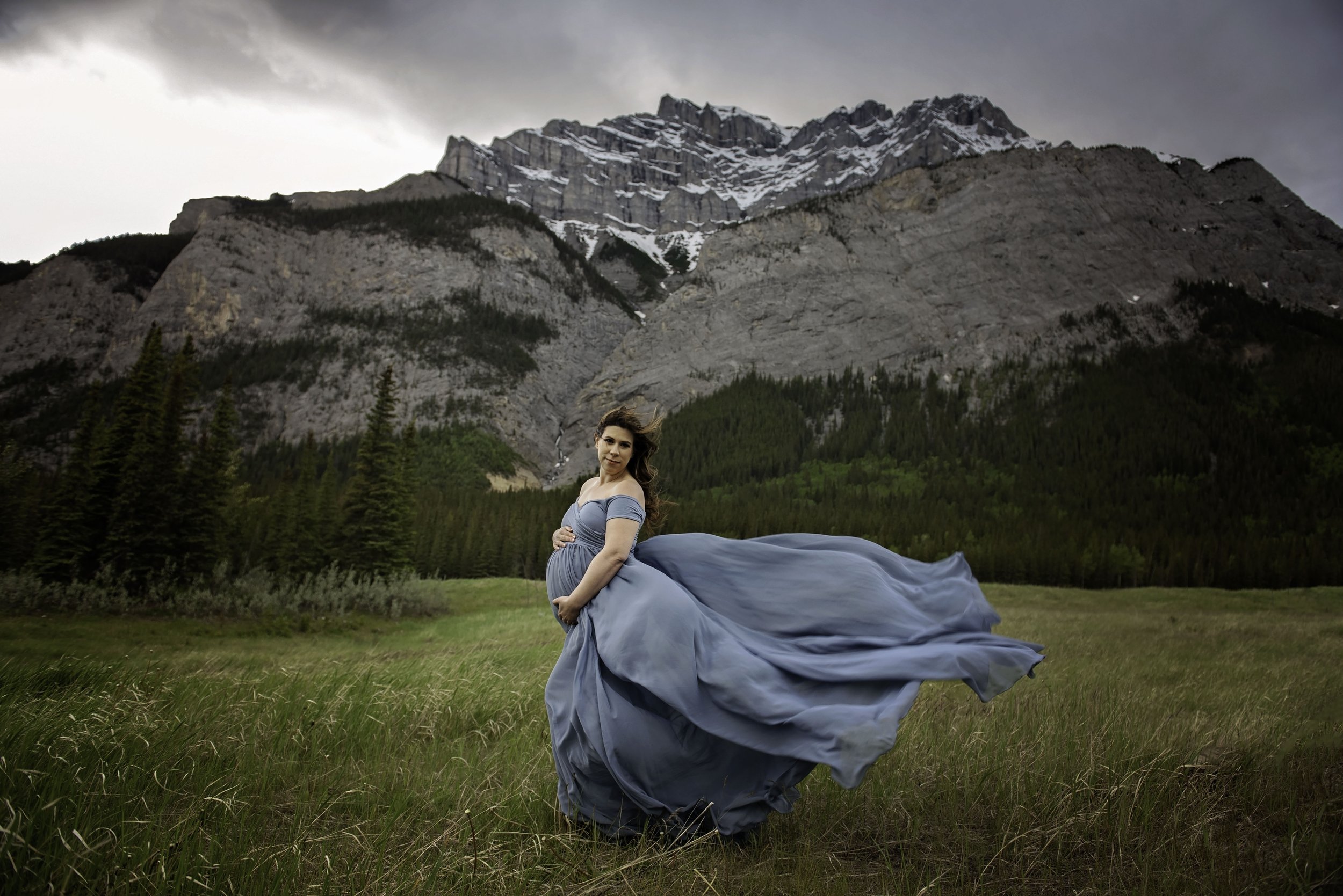 YYC Mountain Maternity Photographer-Lace & Locket Photo-34.jpg