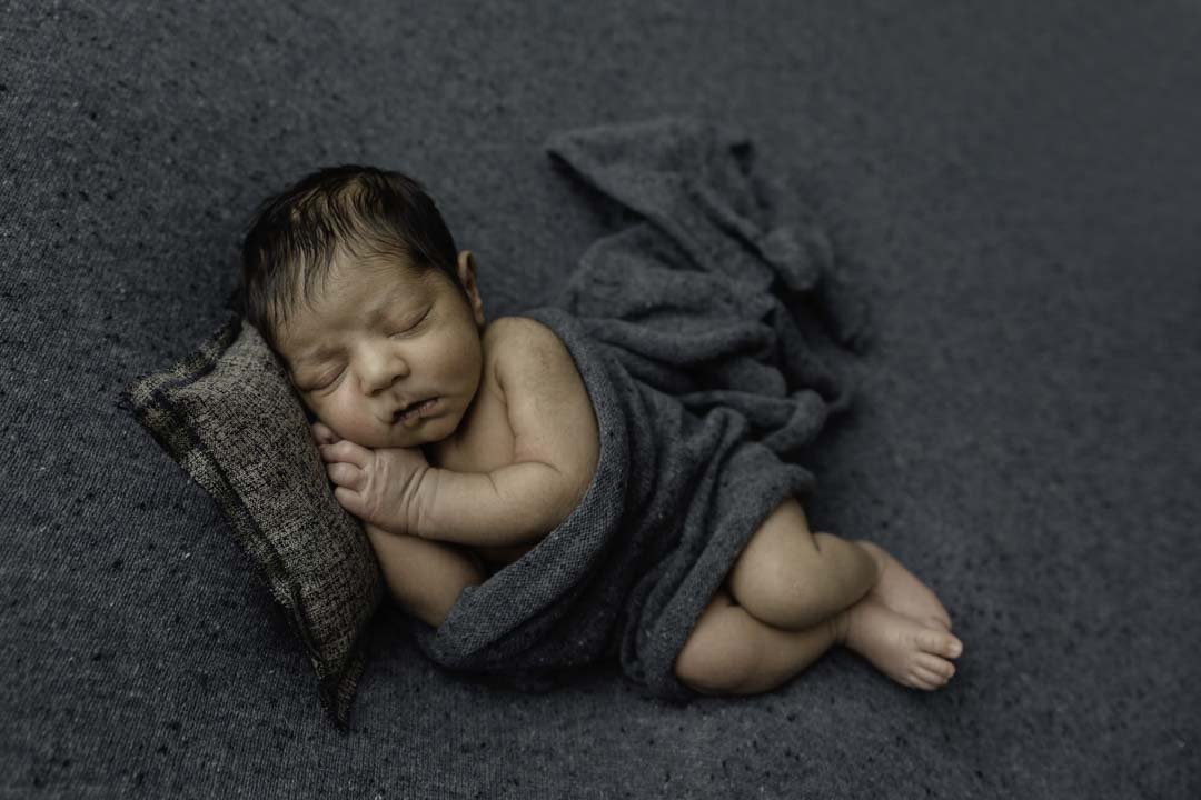 Lace & Locket Photo-Airdrie Newborn Photographer-23.jpg