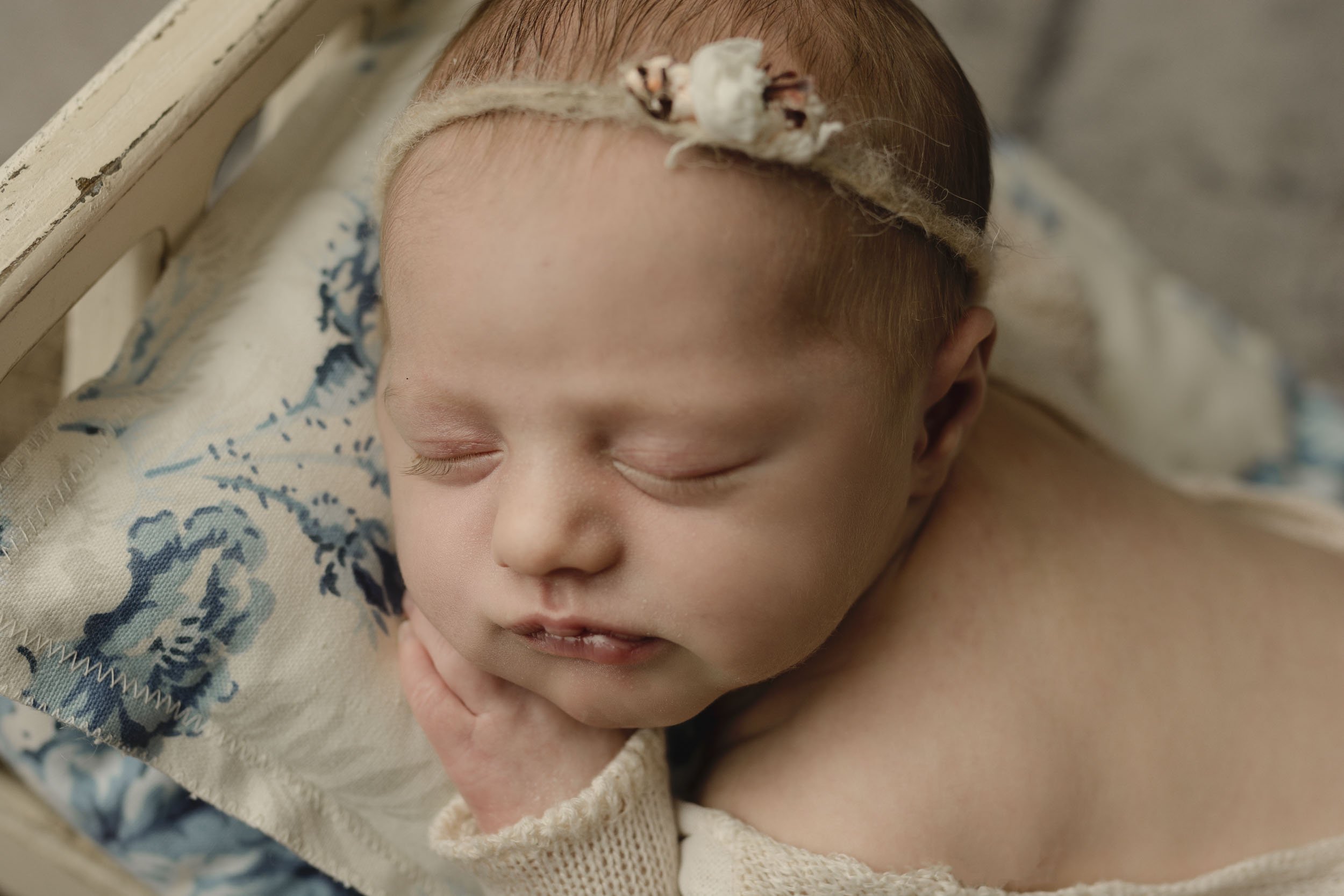 Little Sisters Newborn Portraits-Lace & Locket PhotO-Airdrie Newborn Photographer-6.jpg