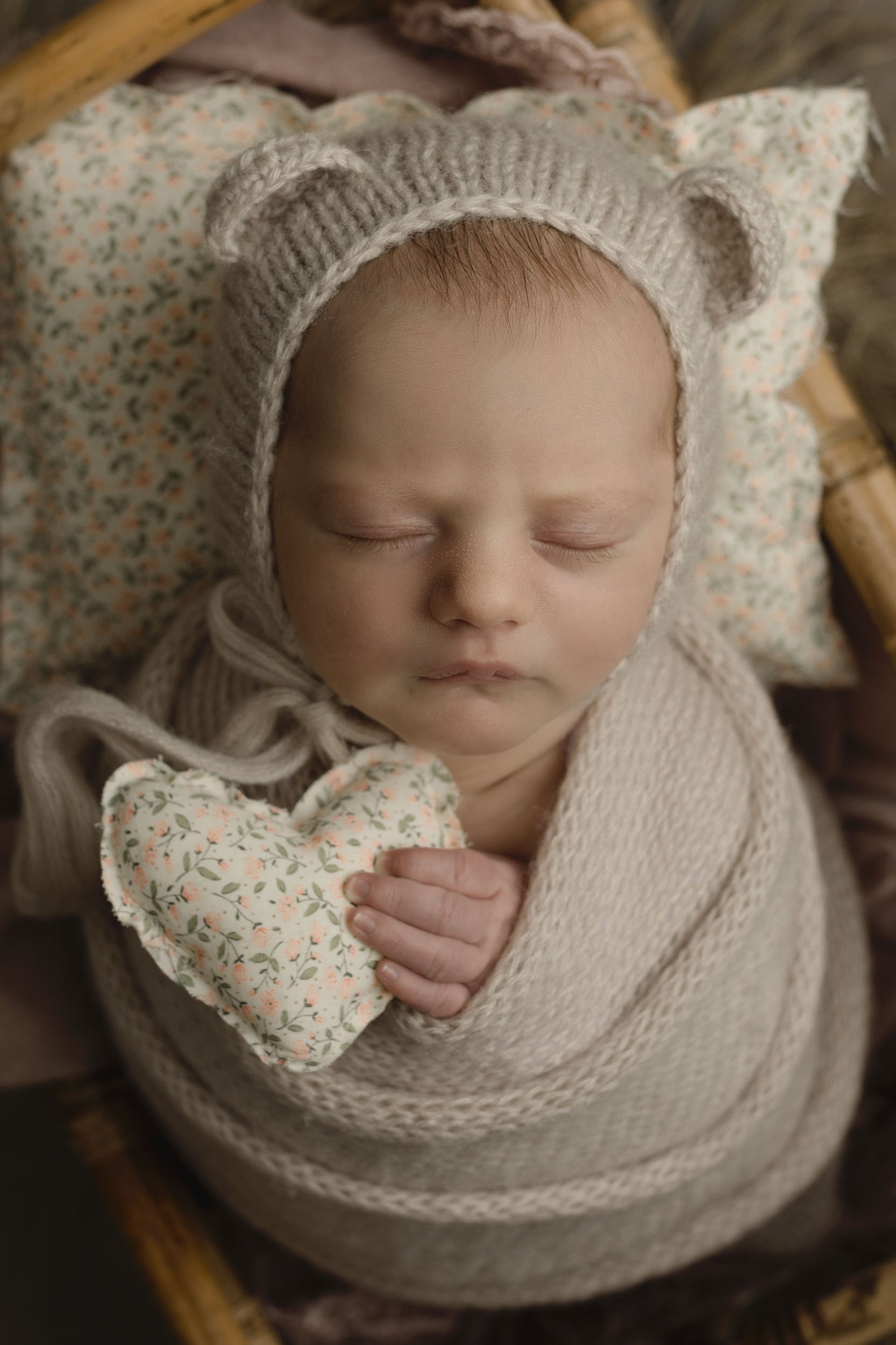 Little Sisters Newborn Portraits-Lace & Locket PhotO-Airdrie Newborn Photographer-11.jpg