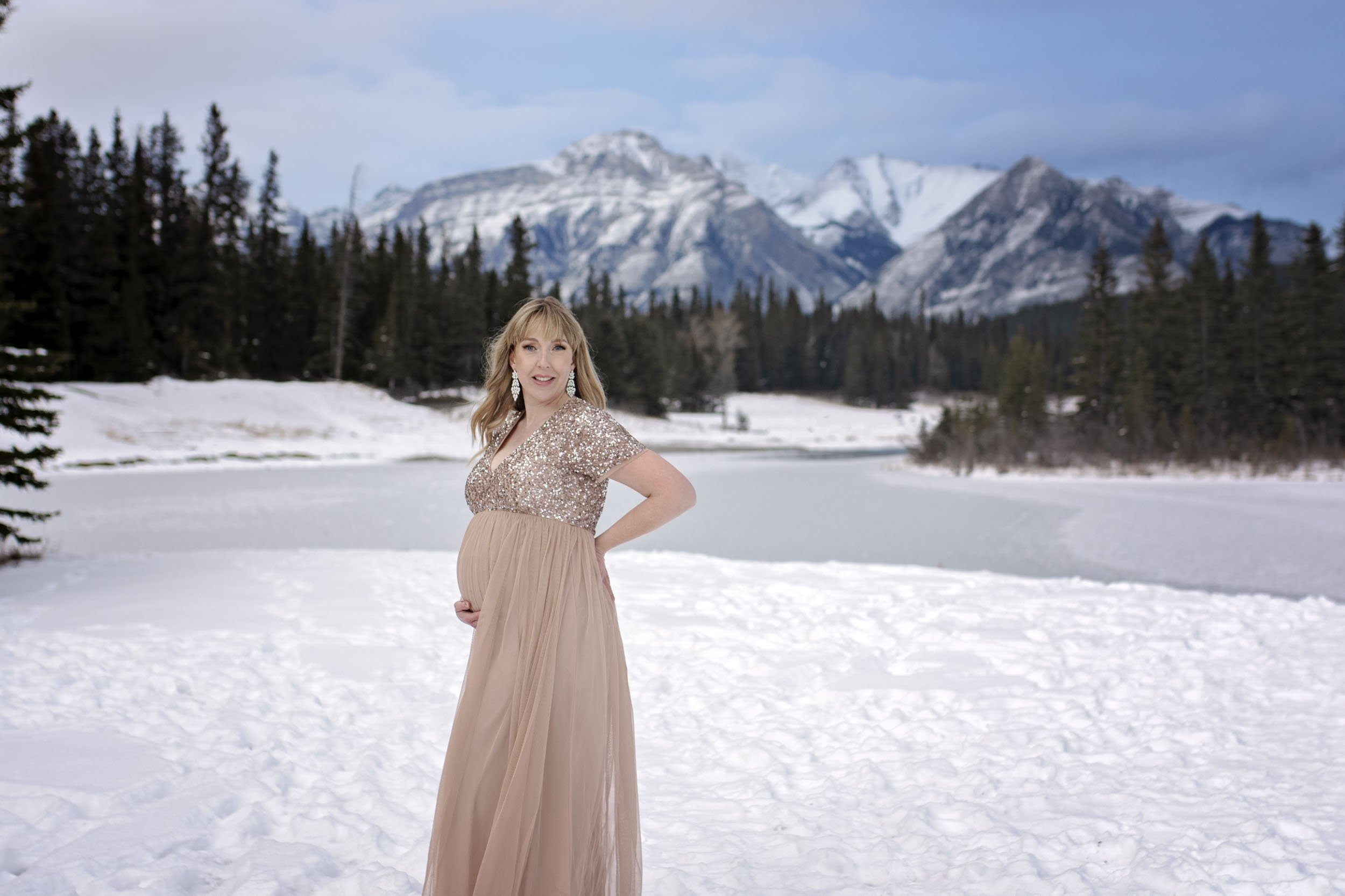 Banff Mountain Maternity Photographer-Lace and Locket PHoto-61.jpg