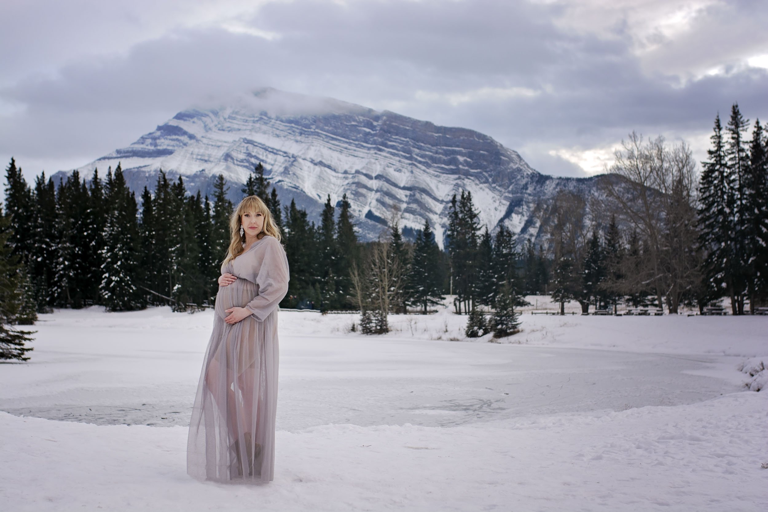 Banff Mountain Maternity Photographer-Lace and Locket PHoto-67.jpg