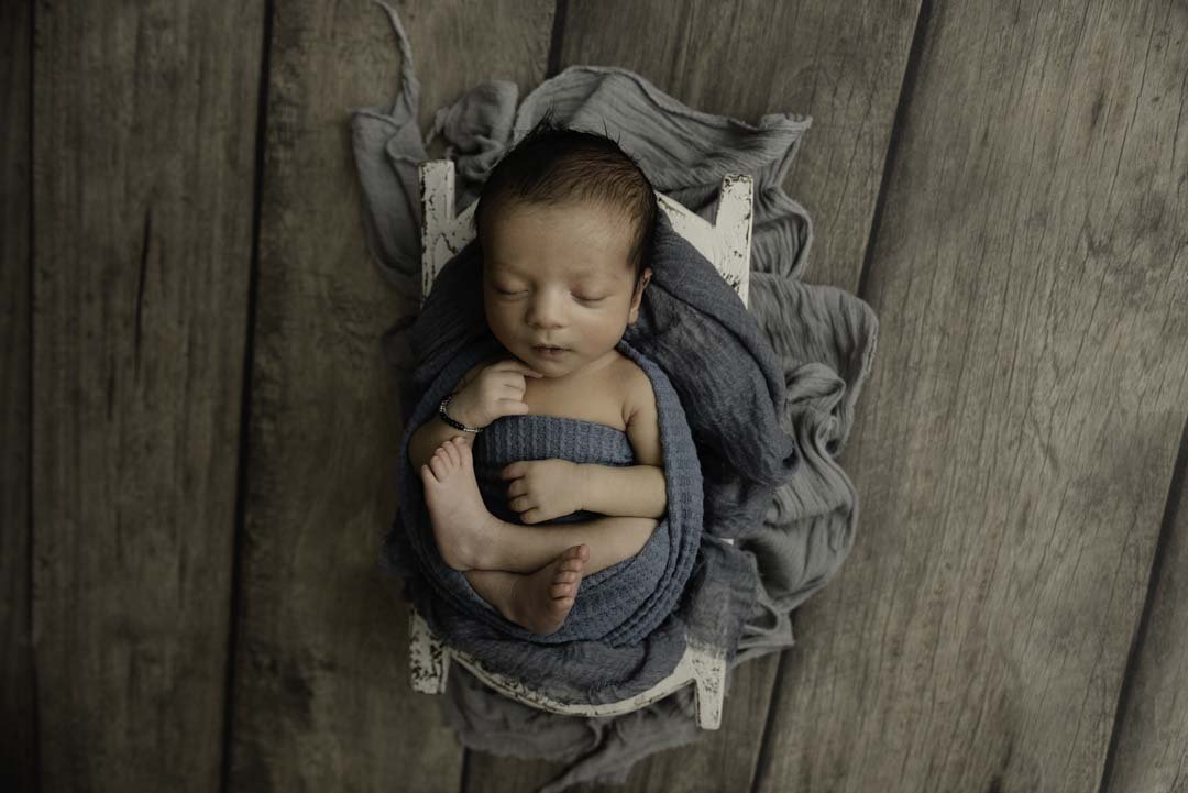 Lace & Locket Photo-Airdrie Newborn Photographer-11.jpg