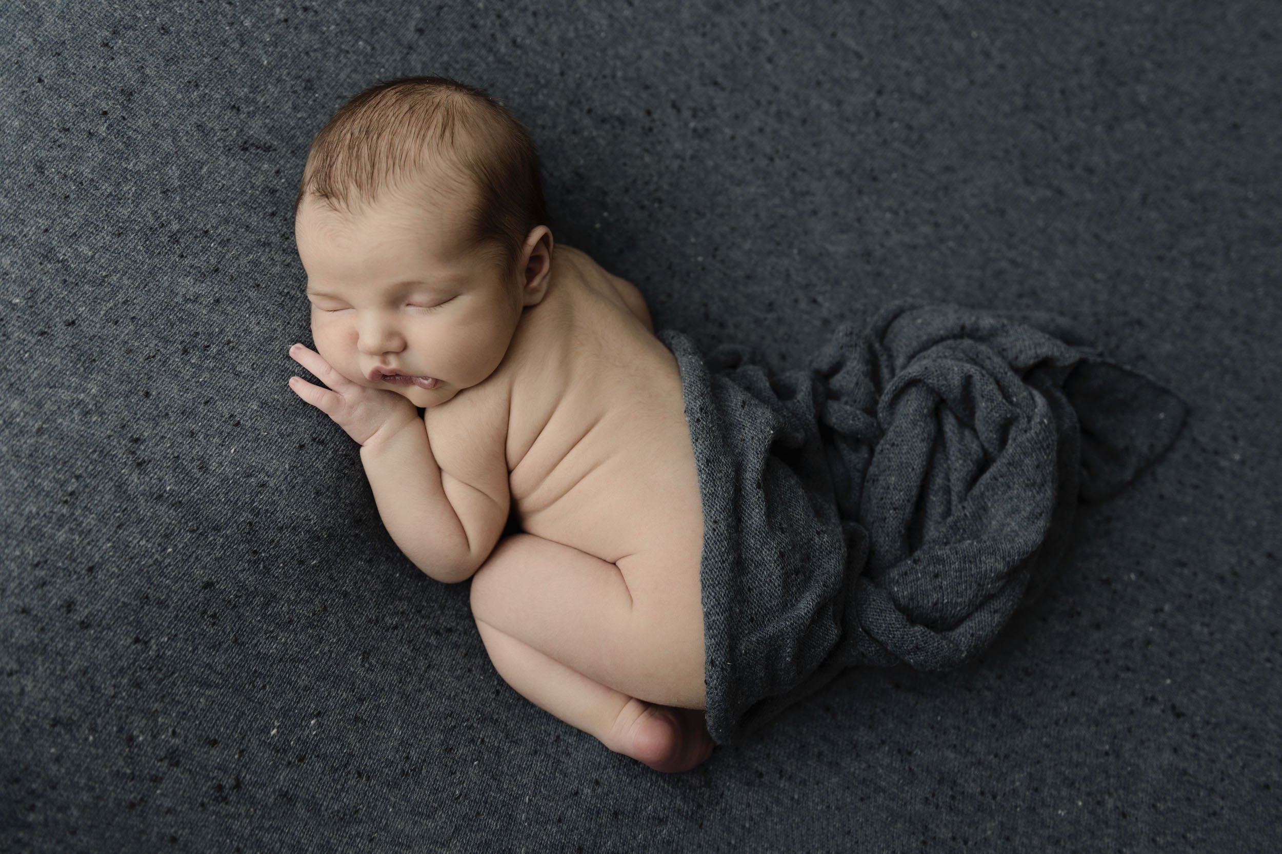 Airdrie Newborn Photographer - Lace & Locket Photo-9.jpg