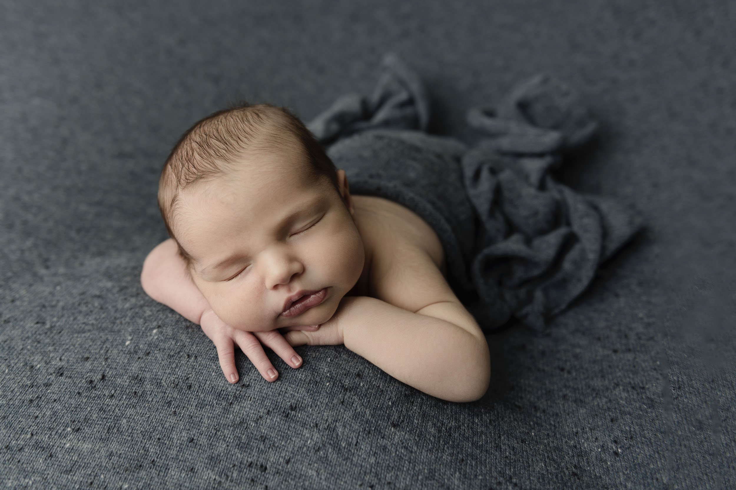 Airdrie Newborn Photographer - Lace & Locket Photo-10.jpg