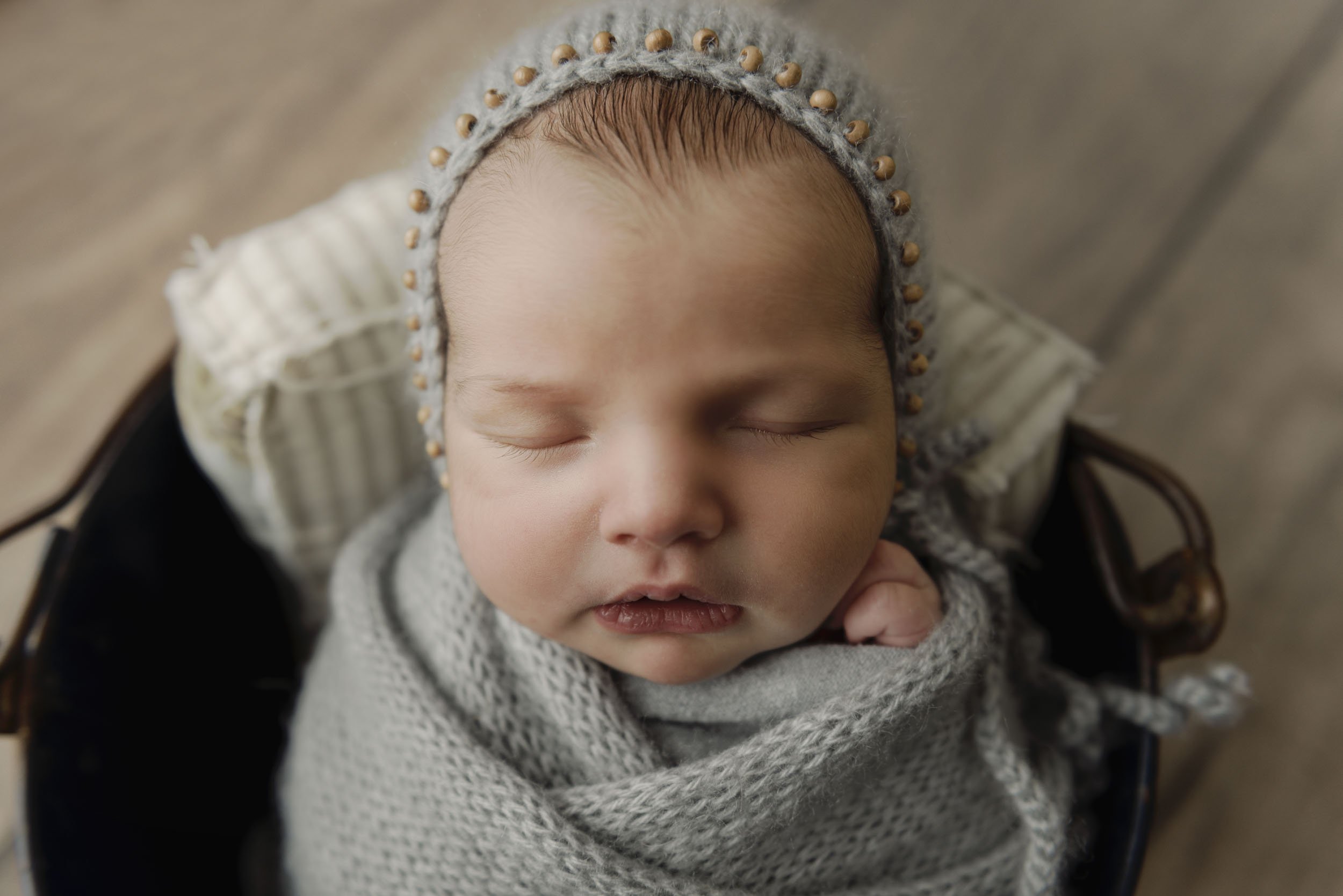 Airdrie Newborn Photographer - Lace & Locket Photo-12.jpg