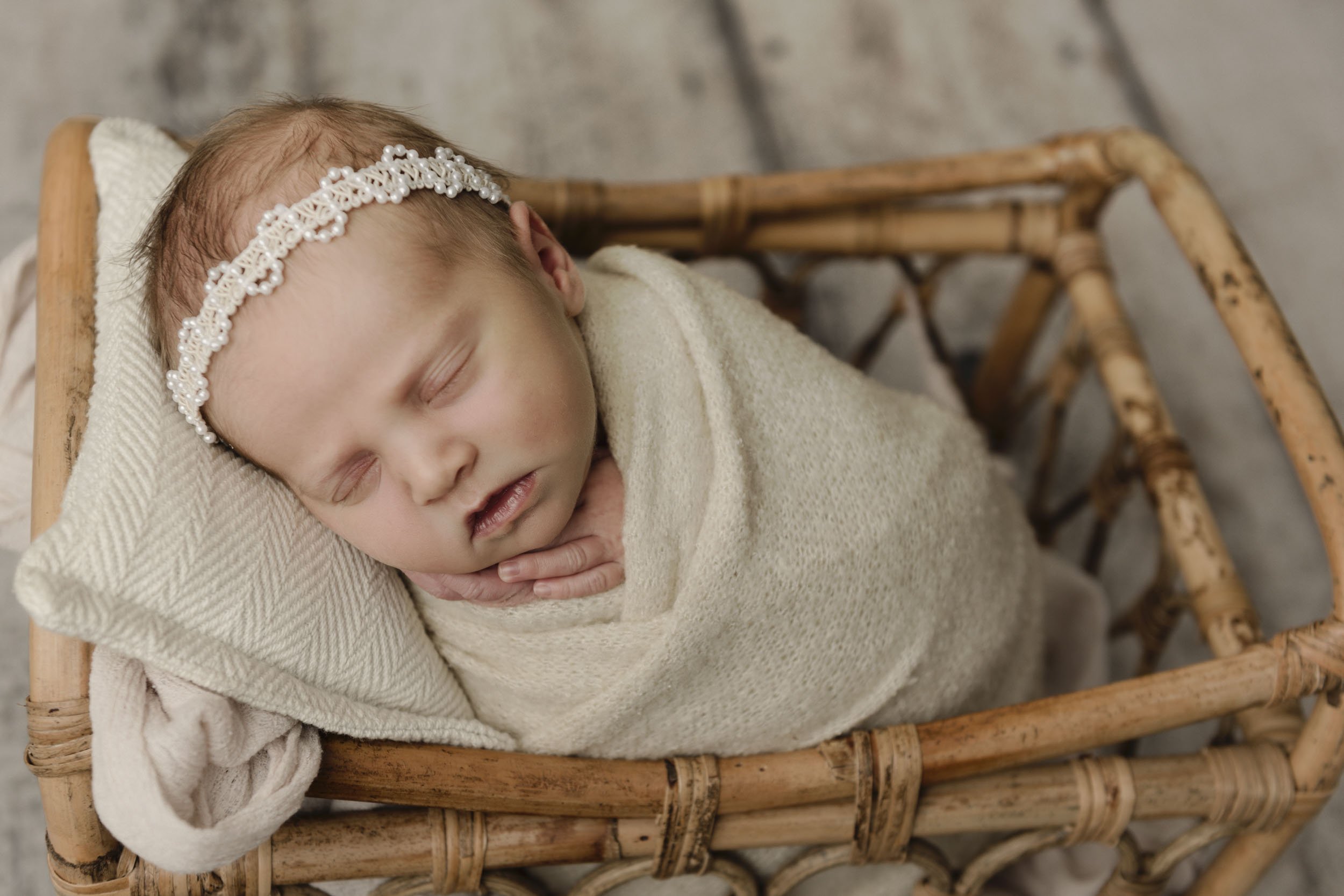 Airdrie Newborn Photographer Lace and Locket Photo-12.jpg