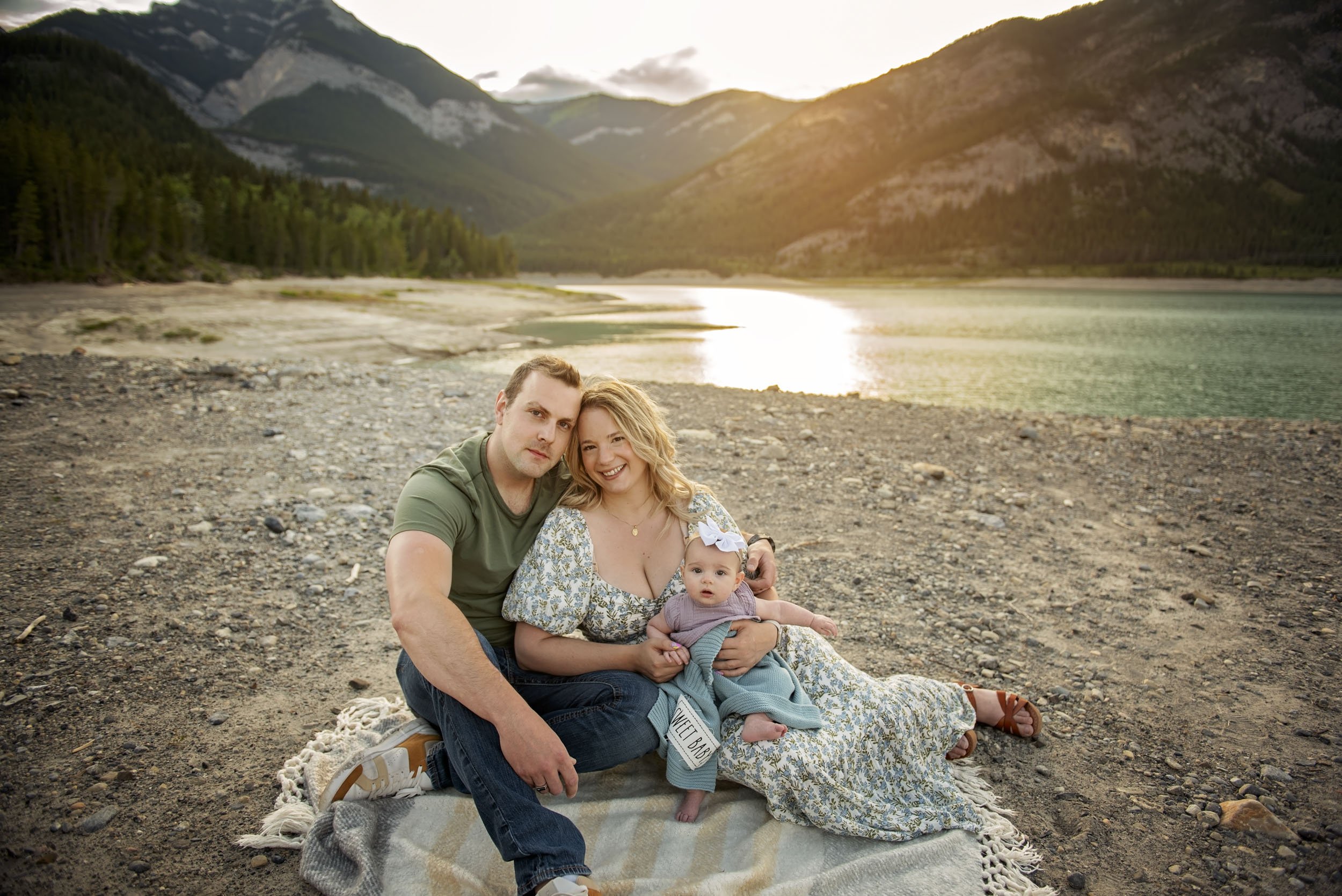 Lace and locket photo Airdrie Calgary Family Photographer-81.jpg