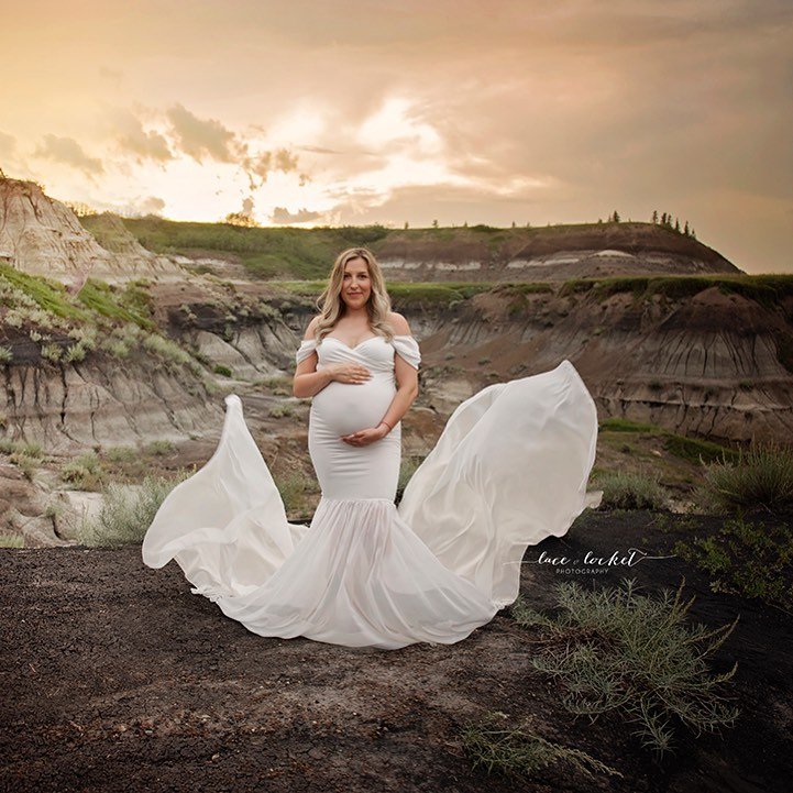 I hope your week is as fresh and fly as this maternity session 😍