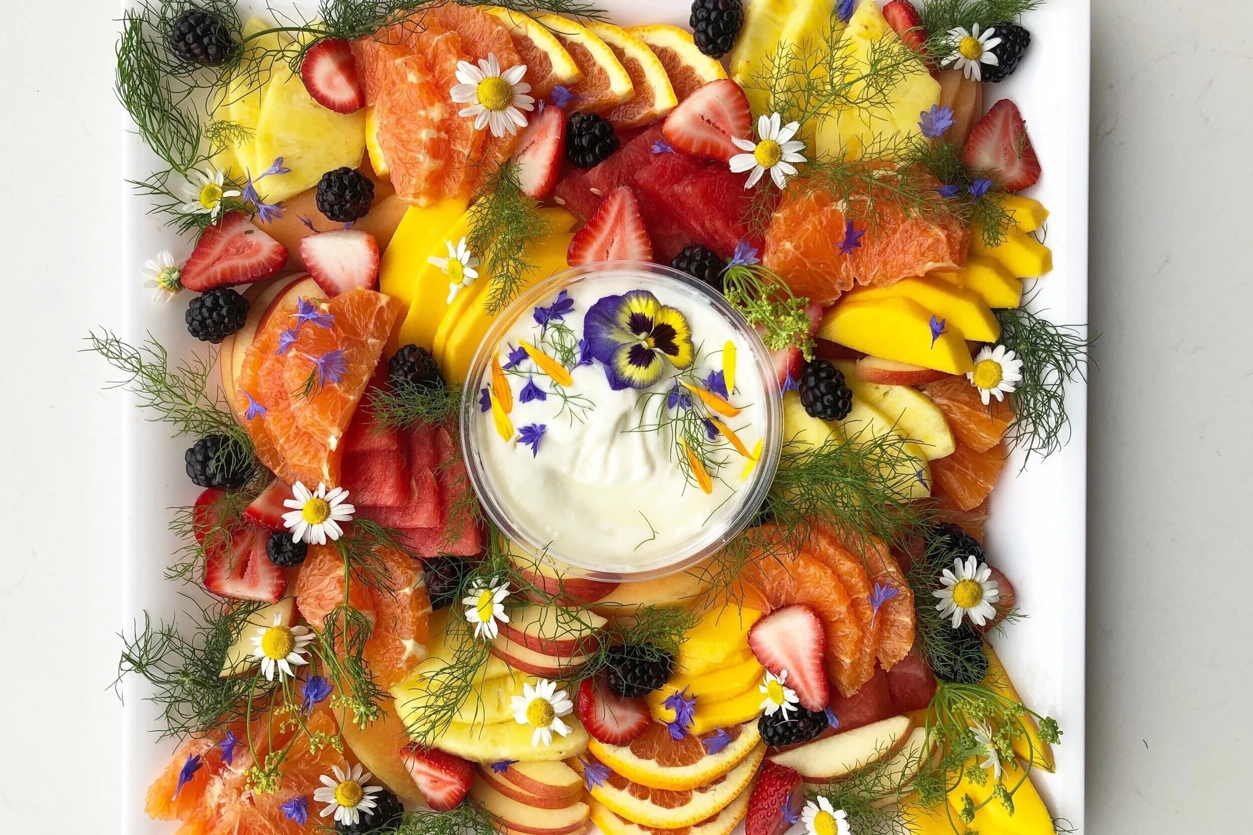 Seasonal%252BFruit%252BPlatter%252Bwith%252BPlatter%252BUpgrade%252BSample.jpg