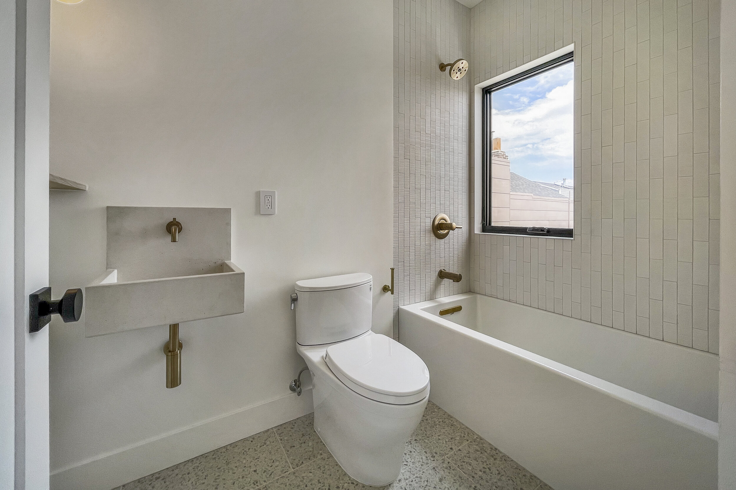 973 Sanchez St-042.jpg