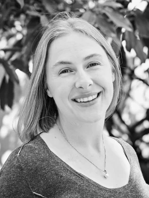 Episode 26: "Healing from Birth Trauma with Hypnotherapy" with Michelle Lockett, Hypnotherapist & Doula