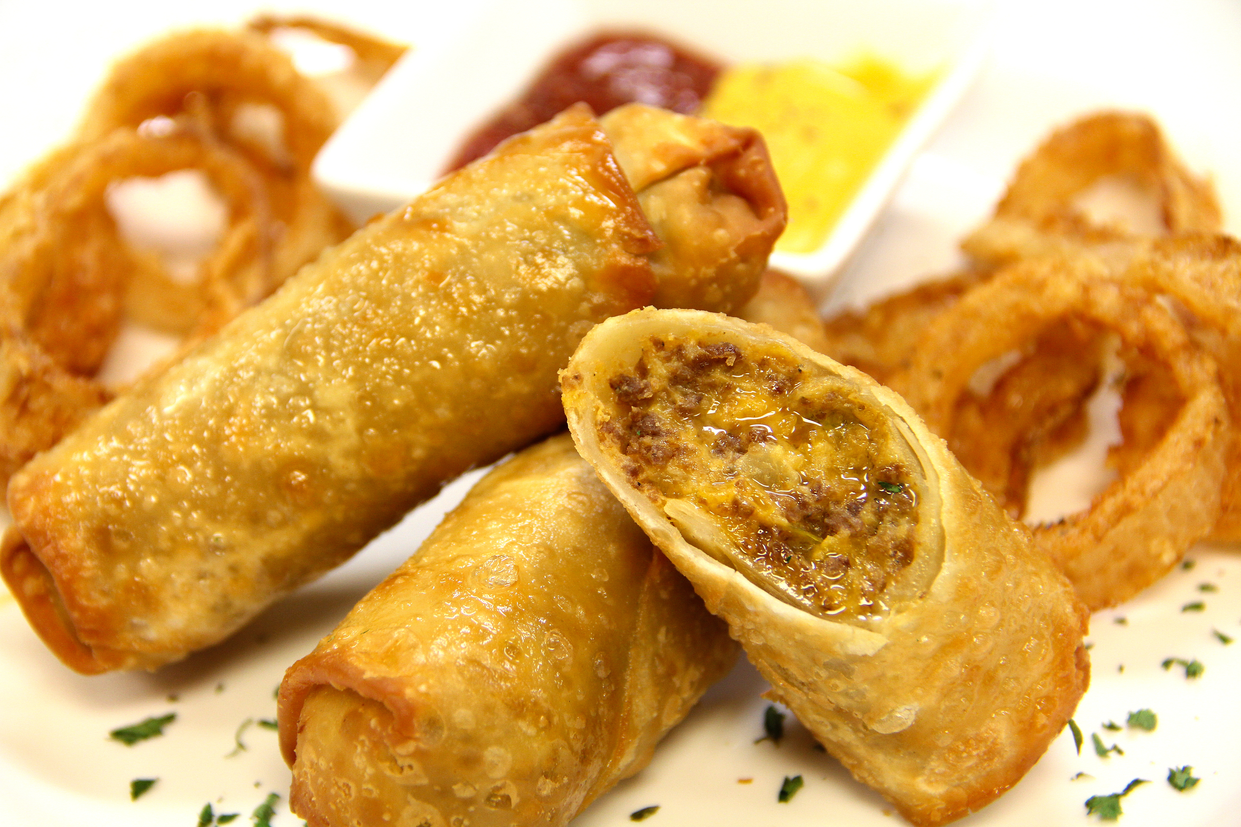 Cheeseburger egg roll.JPG