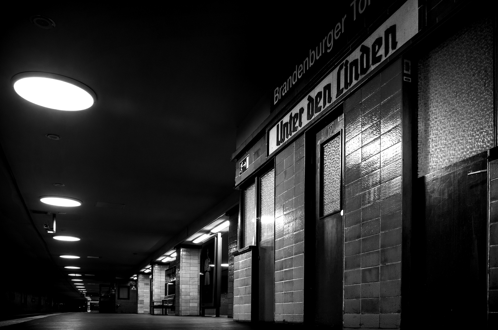 THE U-BAHN GHOST STATIONS