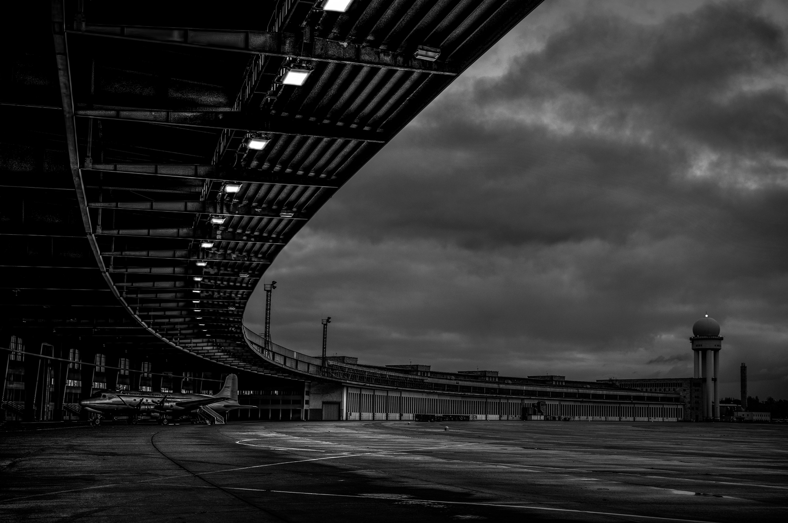 TEMPELHOF AIRPORT