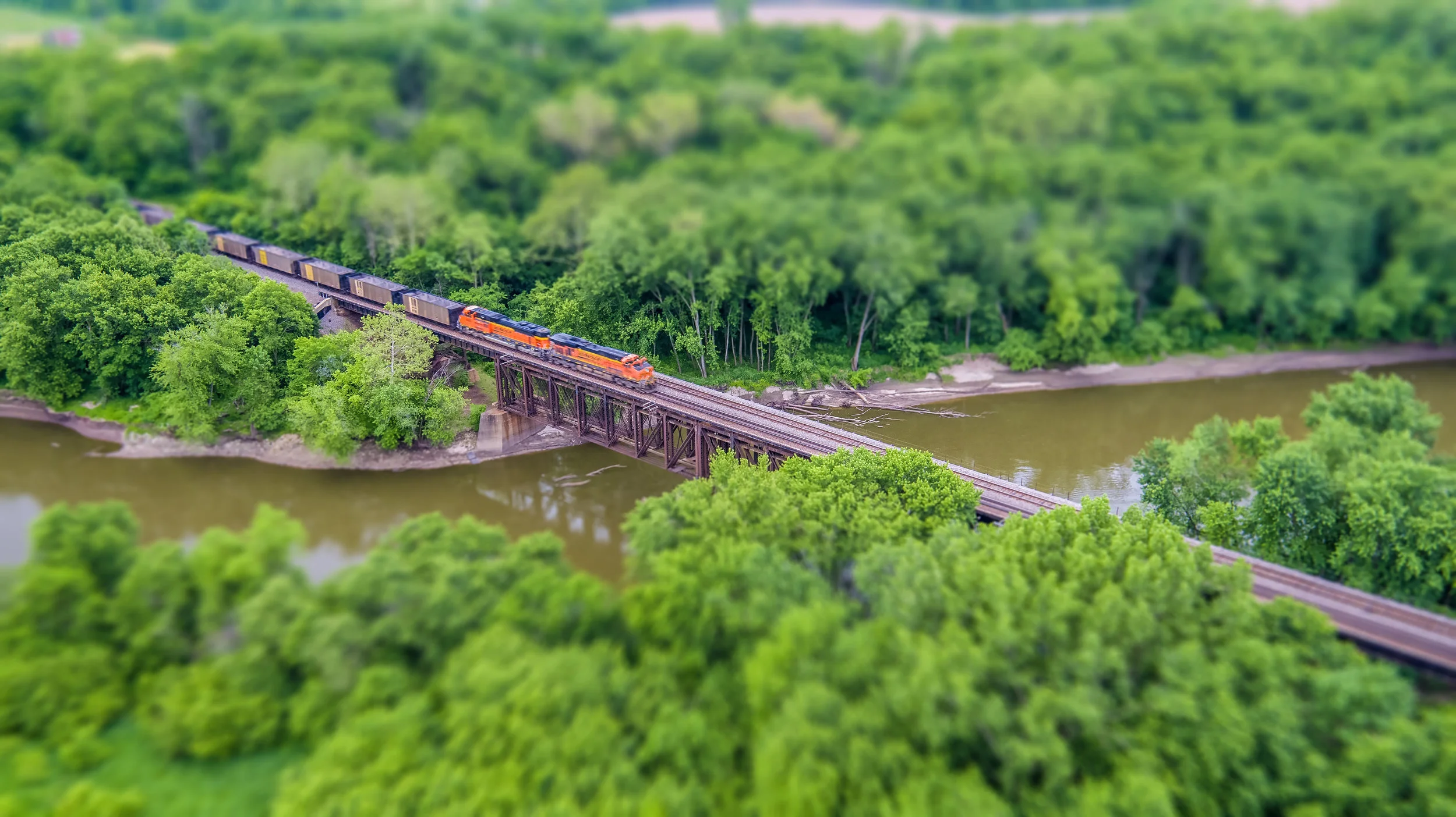 Under RR Bridge_Tiny Train_01.jpg