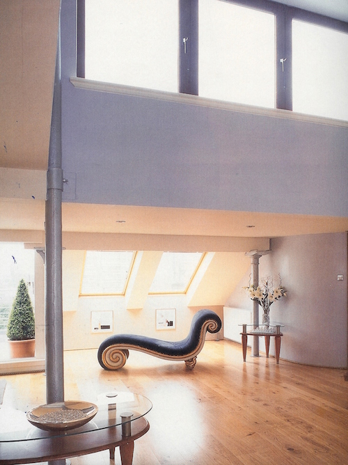 Lounge in the loft