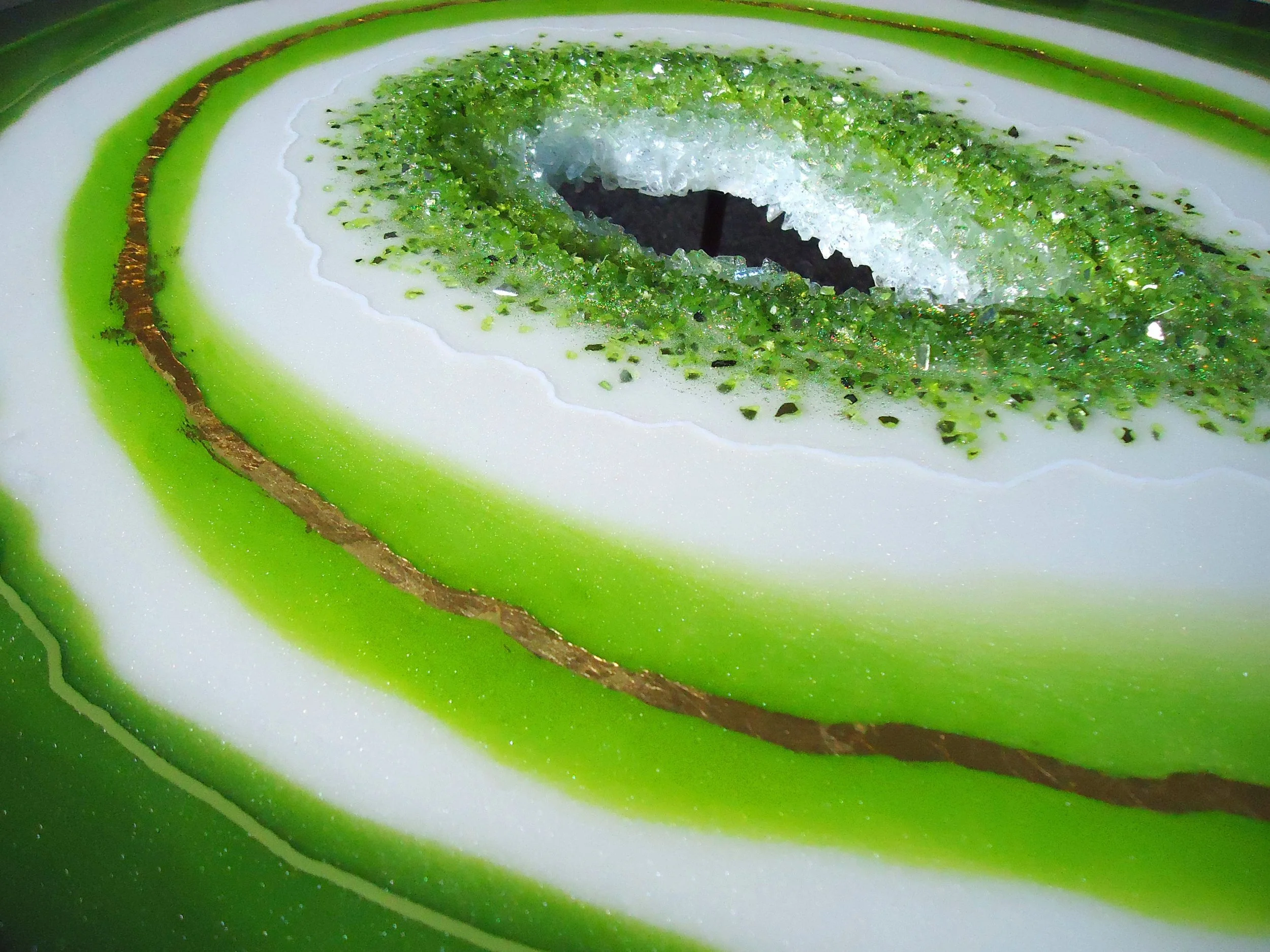 green faux geode table detail 1.jpg
