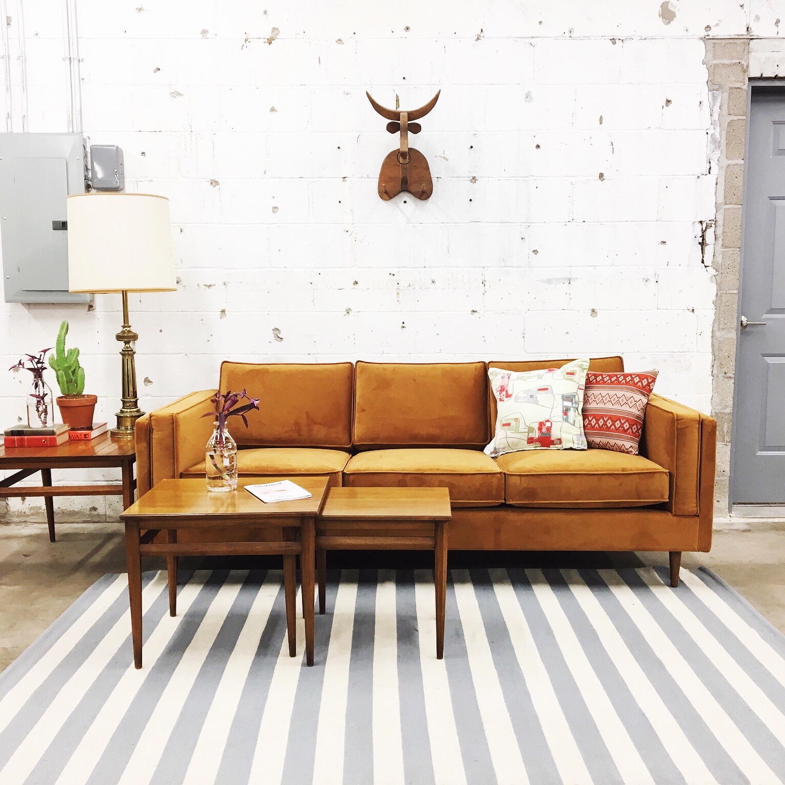 Gus* Modern at Retro Den in Tulsa, Oklahoma