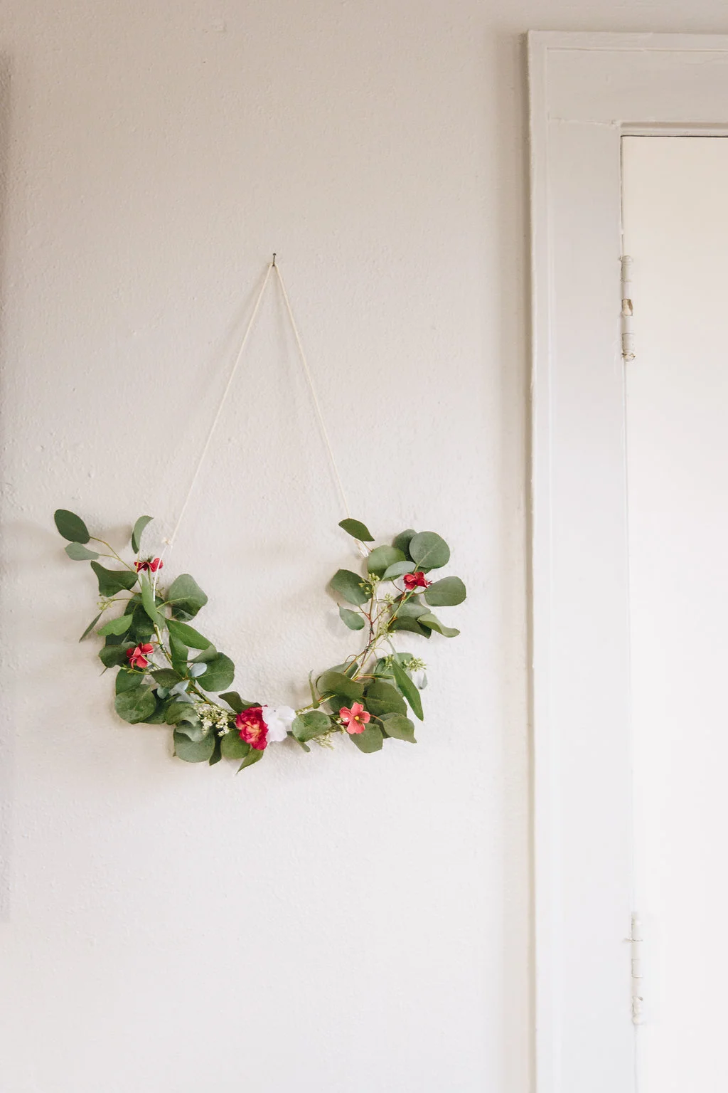 simple floral wreath.jpg
