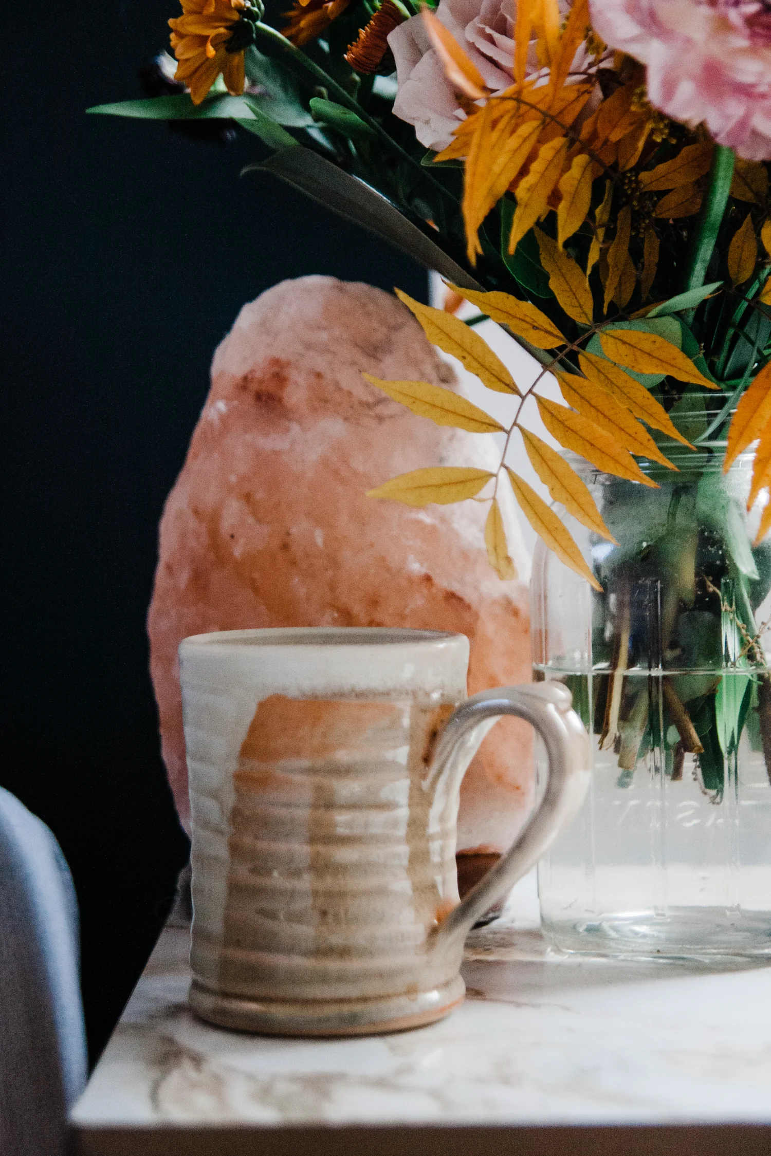 Look at my beautiful Foxy Pot's mug! I have some custom ones that were inspired by this headed my way soon, gah!