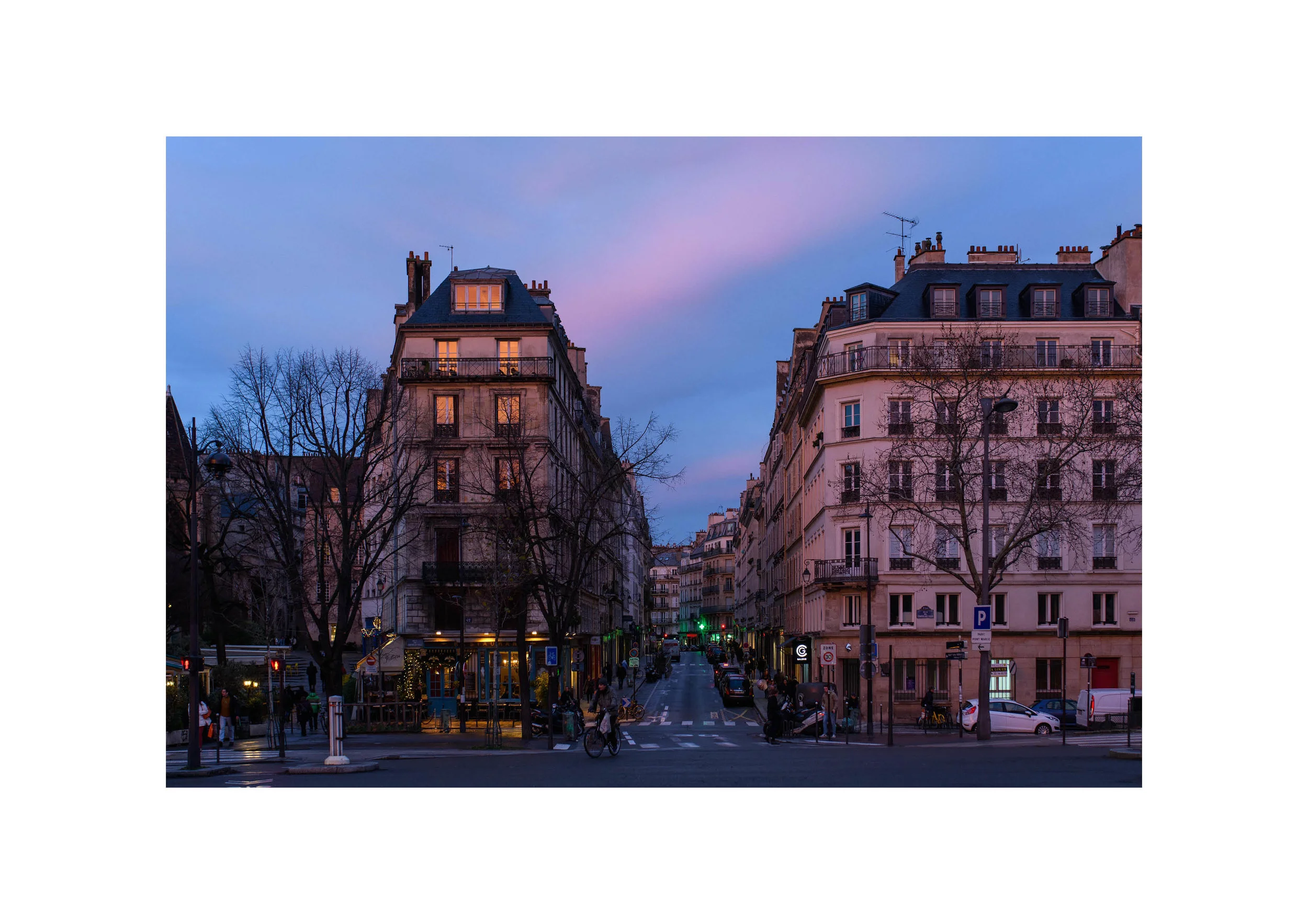 Editorial_paris8.jpg