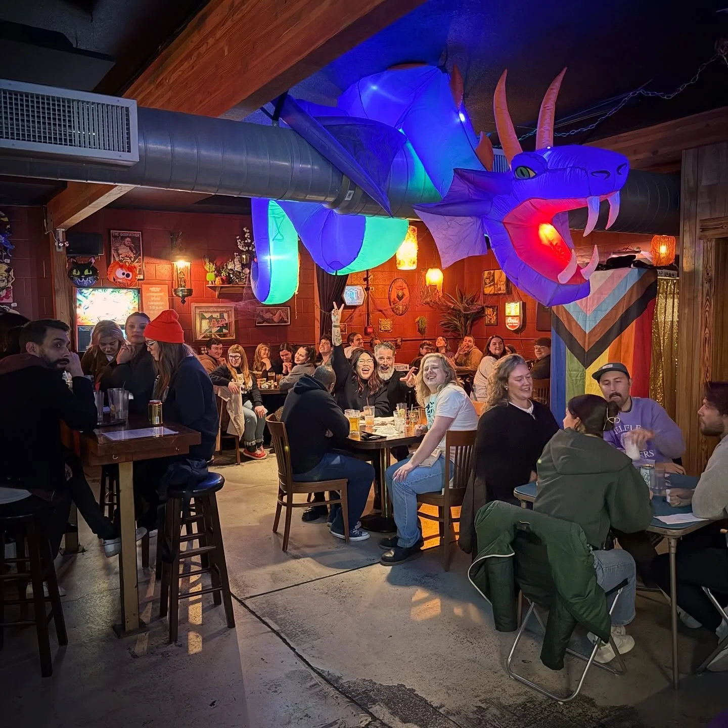 Come get spooky ๐ป with us this Tuesdays at @adviceboothpdx — Drag performances!! Delicious cocktails, craft beer ๐บ, Vegan Jell-O shots, sexy cheese ๐ง… taco Tuesday ๐ฎ… Weiners (Beef and Vegan) ๐ญ … and free trivia fun. S