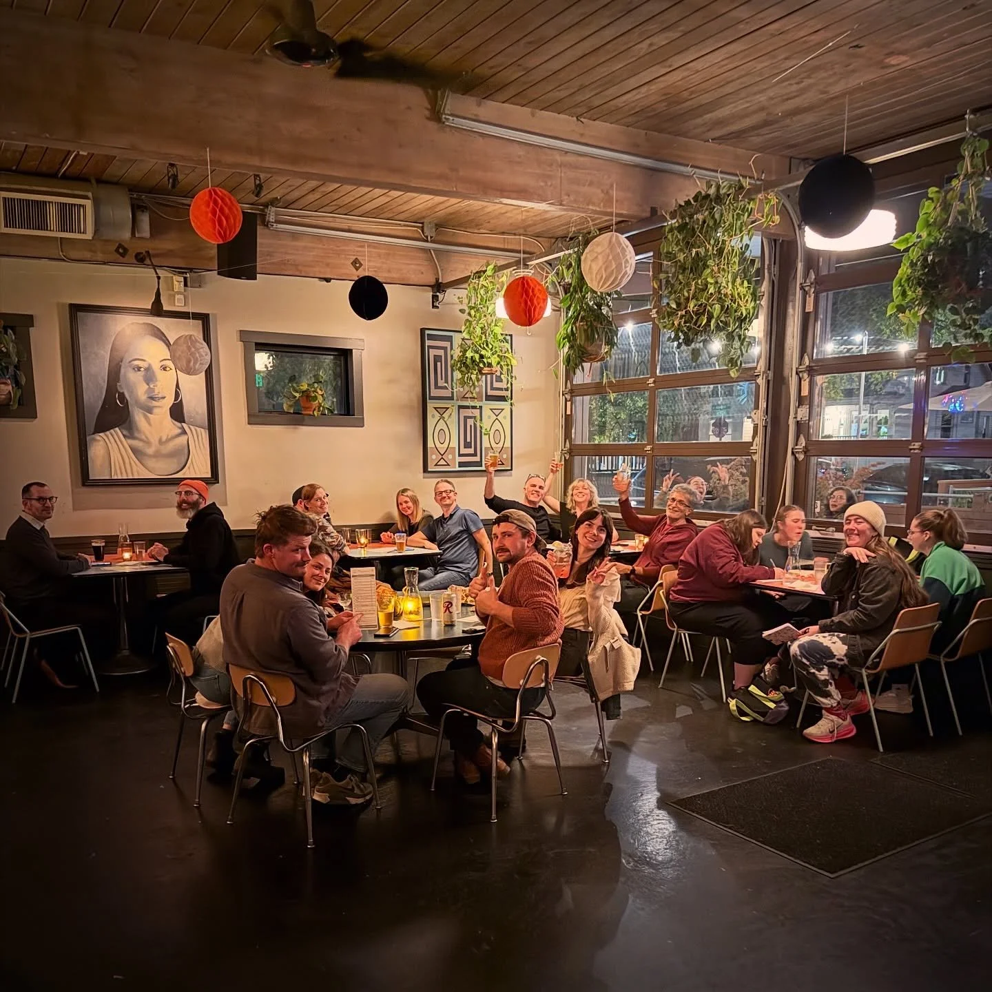 ๐๐ Free @untappedtrivia every Wednesdays at @byeandbyeportland ! Delicious cocktails, beer, cider, adult slushies and yummy ๐คค vegan fare for all your heart desires!!
…
๐ค In-Person 7-9 p.m.: Free to play with prizes by for the top 3 teams!