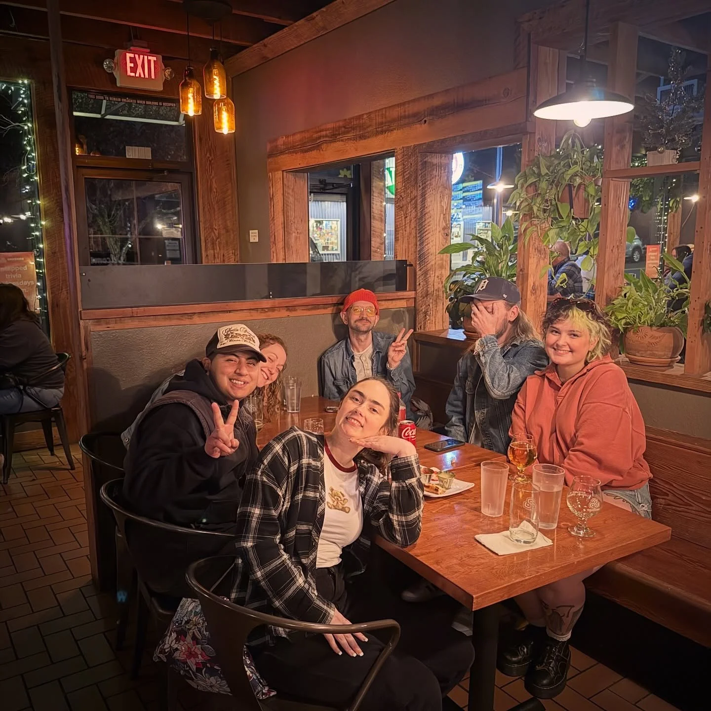 ๐๐ง ๐ซ๐ป Gather your friends for free @untappedtrivia Halloween trivia fun this Wednesday at @oakbrewpdx ๐ง ๐ป 7-9 p.m. Craft Beer!! Ciders! Wine! Pizza! Salads! @sureshotburger , and more!
…
๐ค In-Person 7-9 p.m.: Free to play with prizes by f