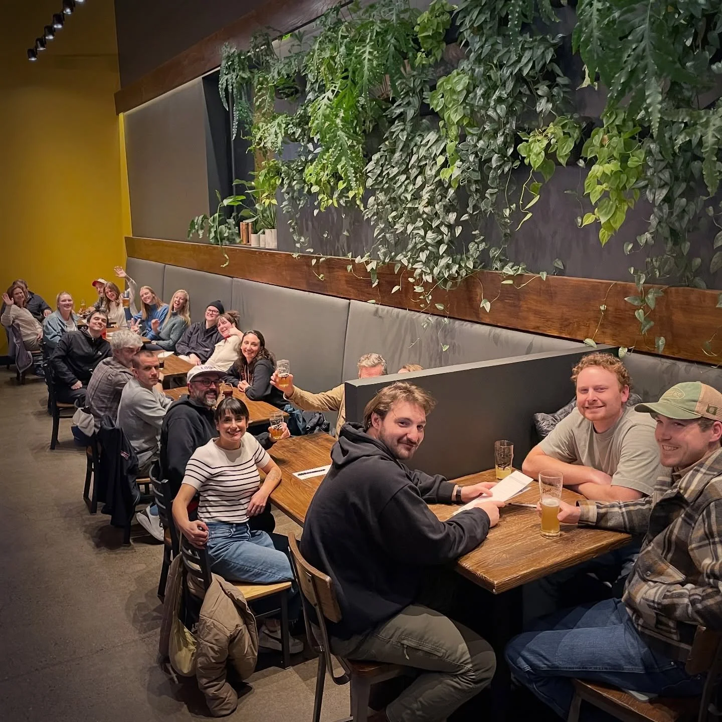 🍻 Free trivia at @vebrewing on Mississippi every Wednesday with @untappedtrivia , 7-9 p.m. 12 award-winning beers on tap, and $3 Clubhaus Lagers. What $3 beer! Yep you heard right.
&hellip;
🎤 In-Person 7-9 p.m.: Free to play with prizes for the top