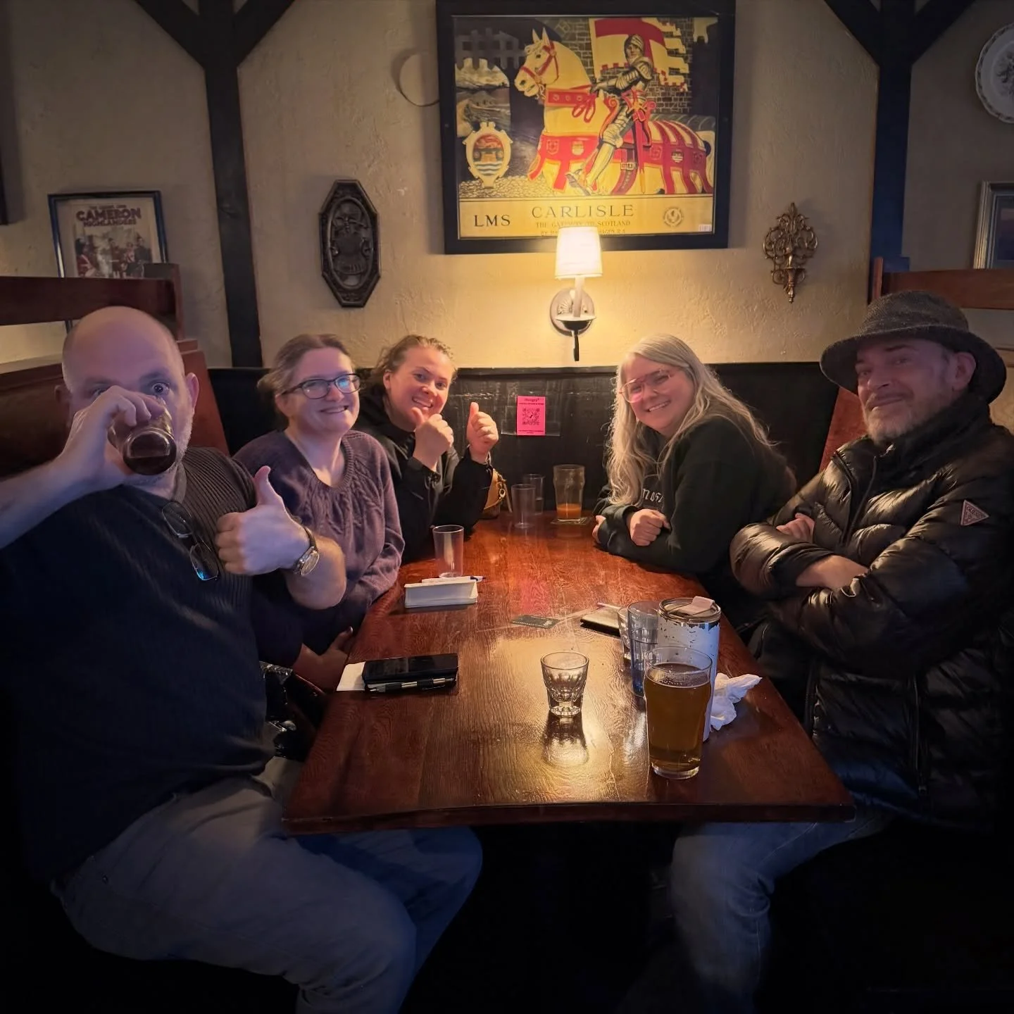Join @untappedtrivia for free trivia at @pdx_roseandthistle featuring great food, a full bar, heated patio (when needed), and minimal attitude.
&hellip;
🎤 In-Person 7-9 p.m.: Always free to play with prizes by @pdx_roseandthistle for the top 3 teams