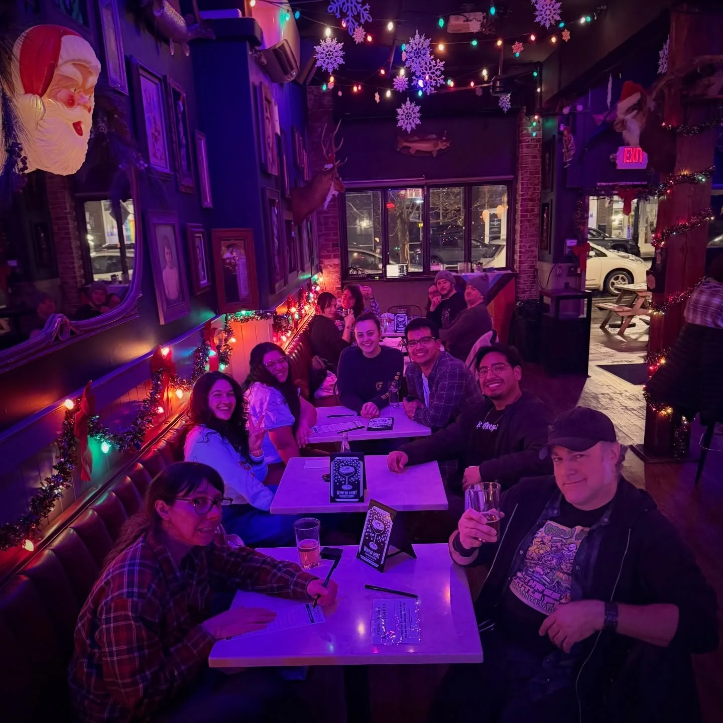 🤡 Free trivia every Monday with prizes!! Enjoy inventive cocktails and craveable smash burgers from @bingoburgerpdx while testing your wits. Hosted by the one and only @thecolorsthecolors 7-9 p.m. 
&hellip;
🎤 In-Person 7-9 p.m.: Free to play with p