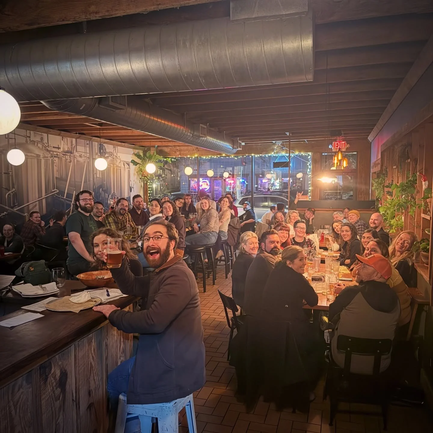 ❄️⛄️ It&rsquo;s our final trivia of 2025 at @oakbrewpdx &hellip; Gather your friends for free team trivia every Wednesday 7-9 p.m. at @oakbrewpdx . Craft Beer!! Ciders! Wine! Pizza! Salads! @sureshotburger , and more!
&hellip;
🎤 In-Person 7-9 p.m.: 