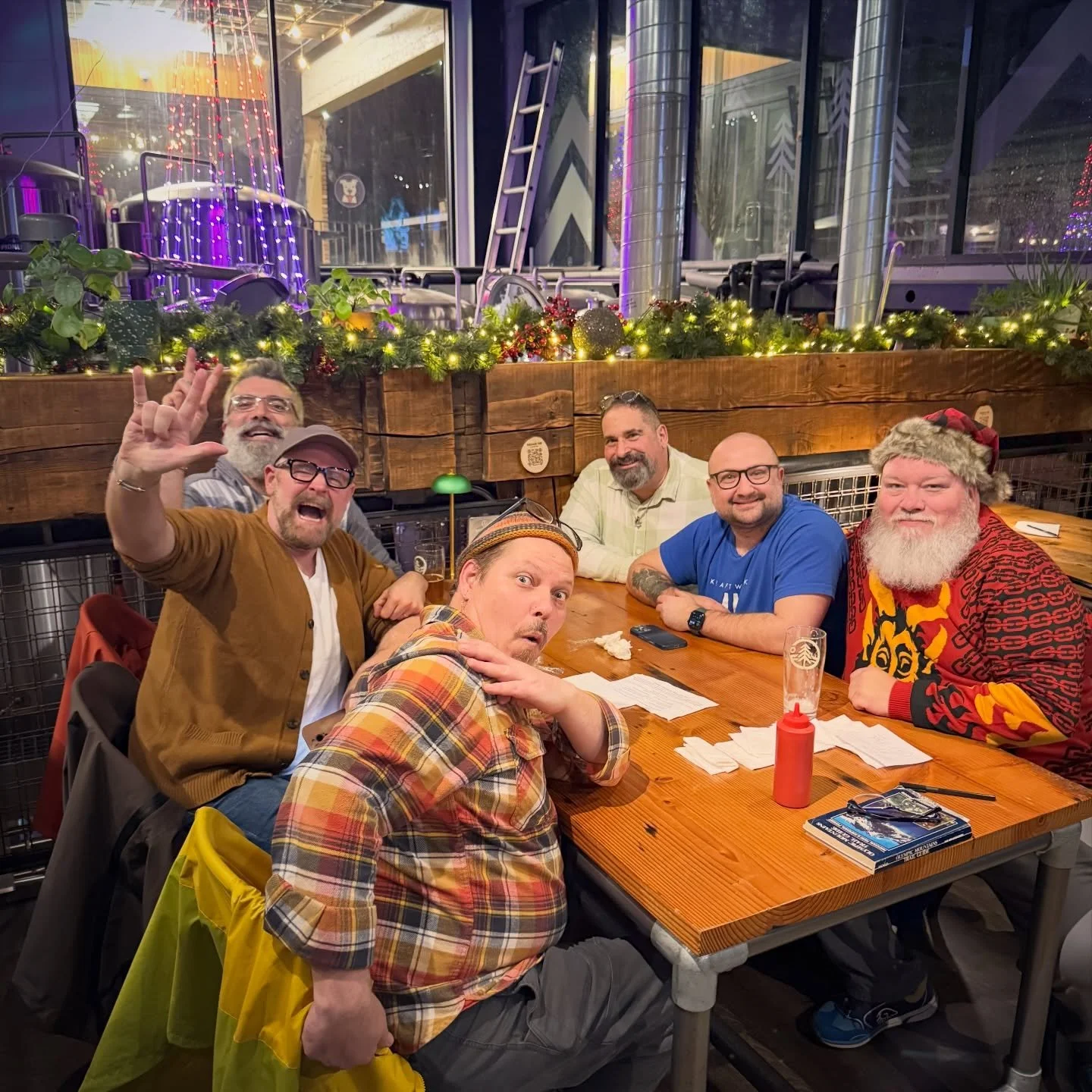 🍻 Trivia Tuesdays in fabulous SE Portland at Grand Fir Brewing with @untappedtrivia Delicious eats, craft beer of your dreams, and prizes! Free to play 7-9 p.m. every Tuesday!
&hellip;
🎤 In-Person 7-9 p.m.: Free to play with prizes for the top 3 te