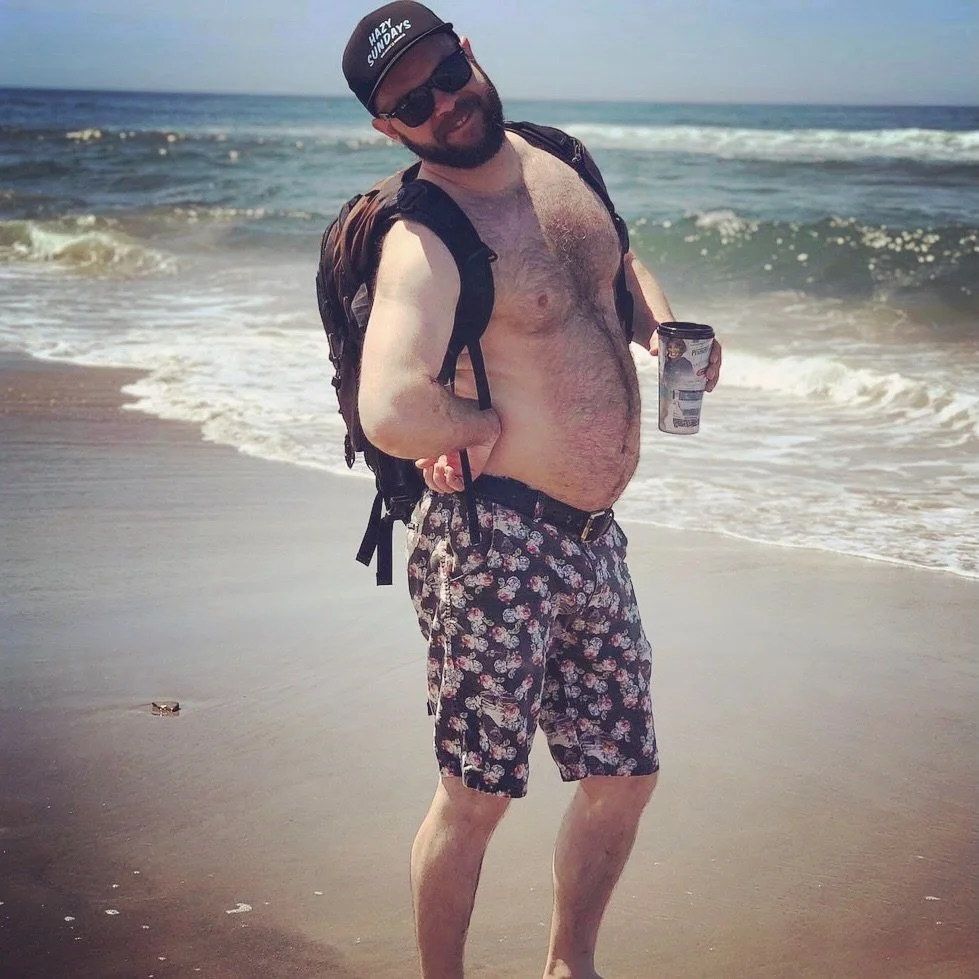 🥳 Happiest of Birthdays to @thecolorsthecolors 🥳 Show this marvelous super human love in the comments below! @untappedtrivia would like to wish our fabulous music maestro and trivia hostess of awesomeness @thecolorsthecolors a very special Birthday