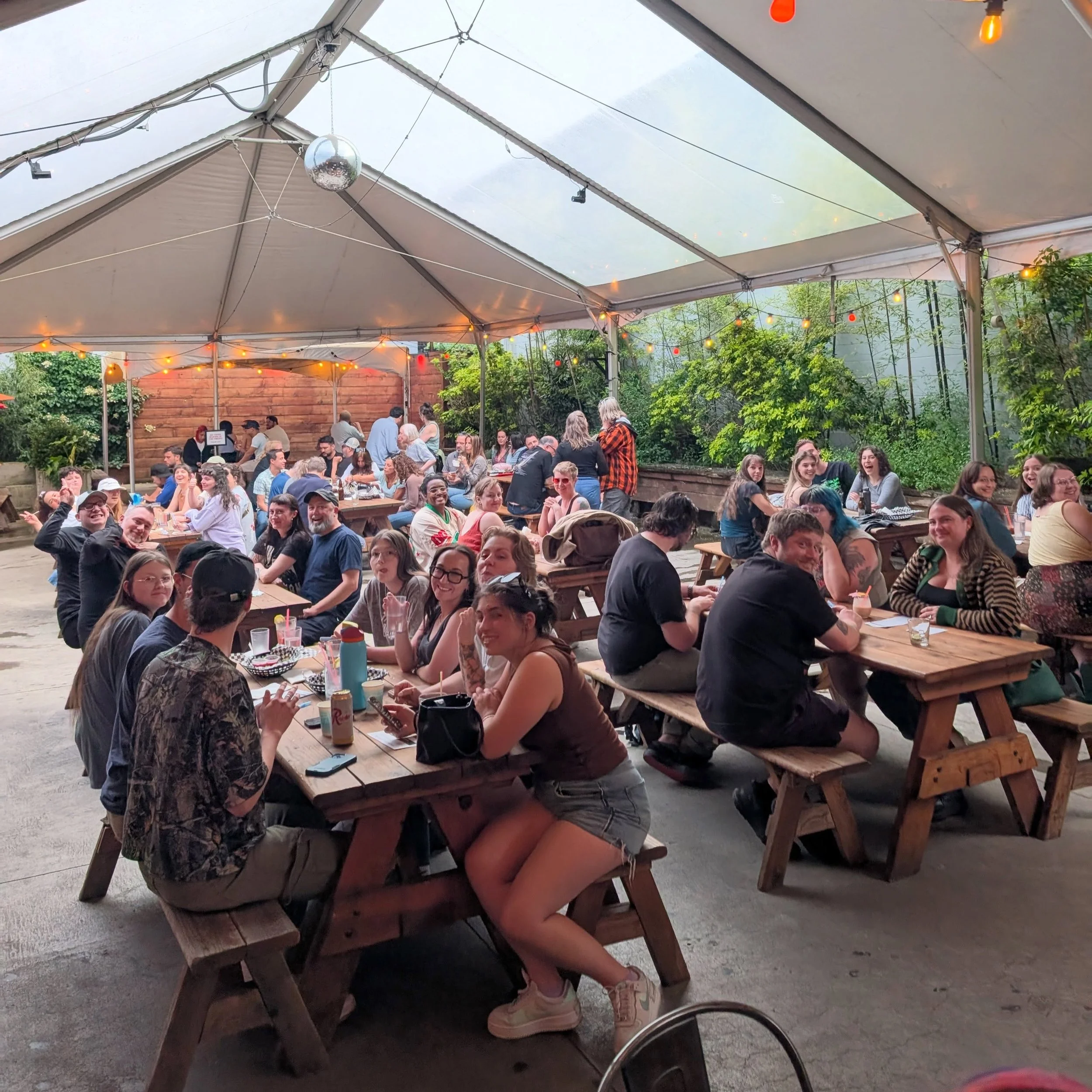 Free Bar Trivia Tuesdays at White Owl, Portland&rsquo;s premier Patio bars.

Eat, drink, and win prizes at @untappedtrivia&nbsp;. @whiteowlsocialclub&nbsp;is located at 1305 SE 8th Ave, Portland, OR 97214

Use link in Untapped Trivia bio to learn mor