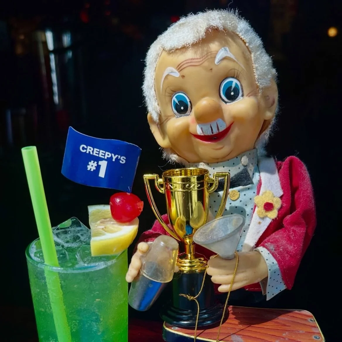 @untappedtrivia at Creepy&rsquo;s is free to play every Monday from 7-9 p.m.

@creepyspdx Portland&rsquo;s beloved eccentric clown-parlor bar&nbsp;is located at 627 SE Morisson Street Portland, OR 97214. 

🏆 Untapped Trivia voted &ldquo;best trivia 