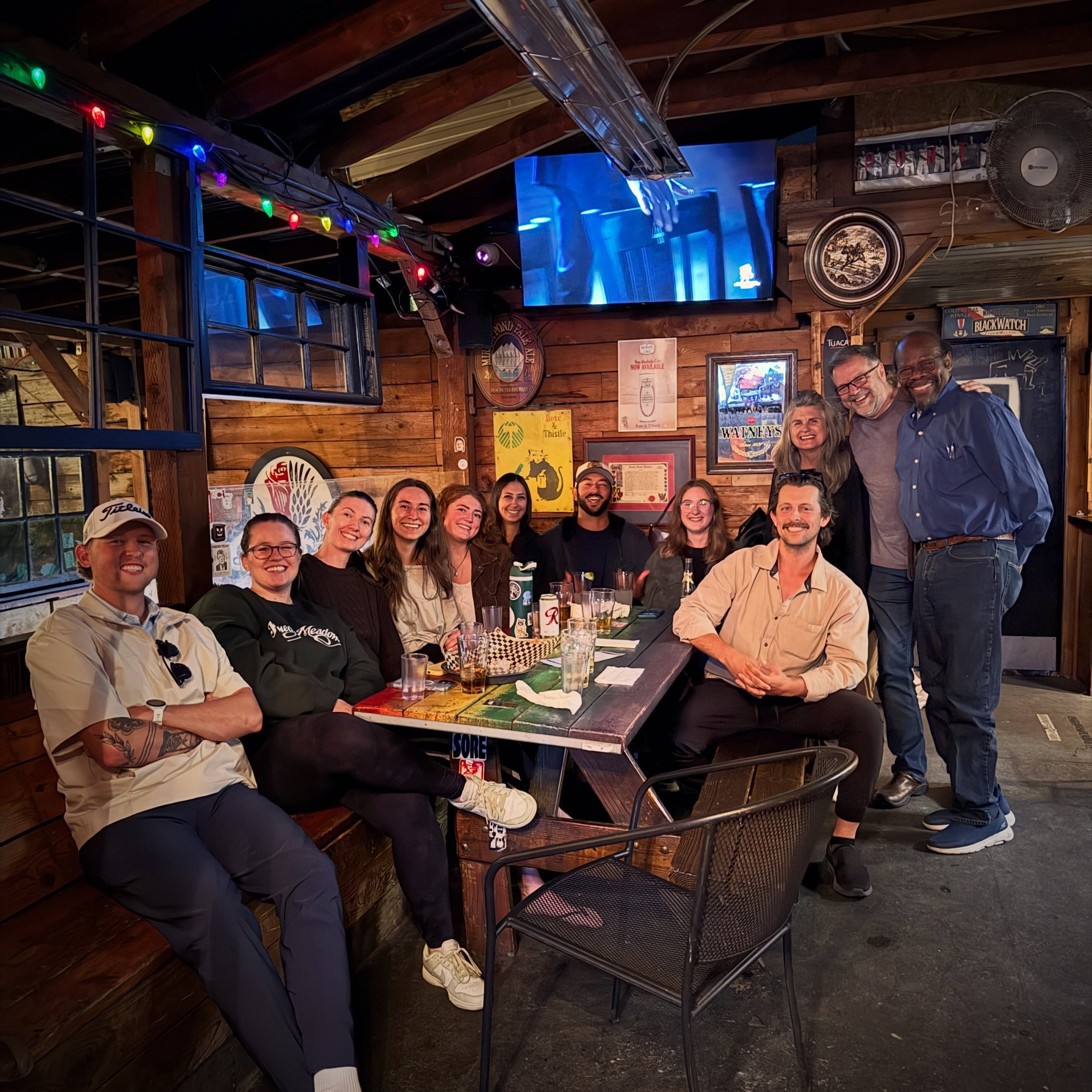 @untappedtrivia at Rose &amp; Thistle is free to play every Monday from 7-9 p.m.

@pdx_roseandthistle Portland&rsquo;s finest dive bar is located at 2314 NE Broadway, Portland, OR 97232.

🏆 Untapped Trivia voted &ldquo;best trivia night&rdquo; in #p