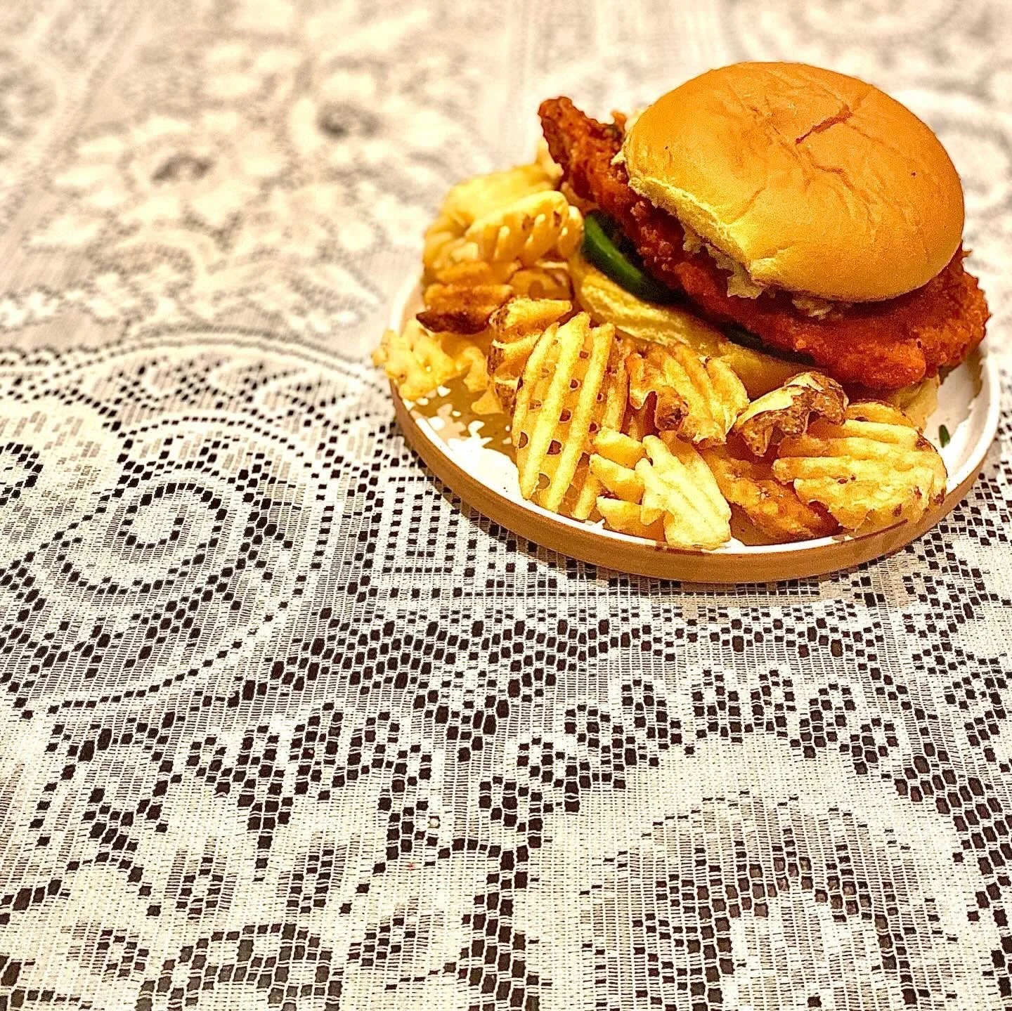 Looking for free Tuesday night bar trivia in Portland? Join us for trivia at White Owl in Southeast Portland.

White Owl is one of Portland&rsquo;s premier Patio bars. Serving up delicious cocktails, local brews, smash burgers, and tasty chicken sand