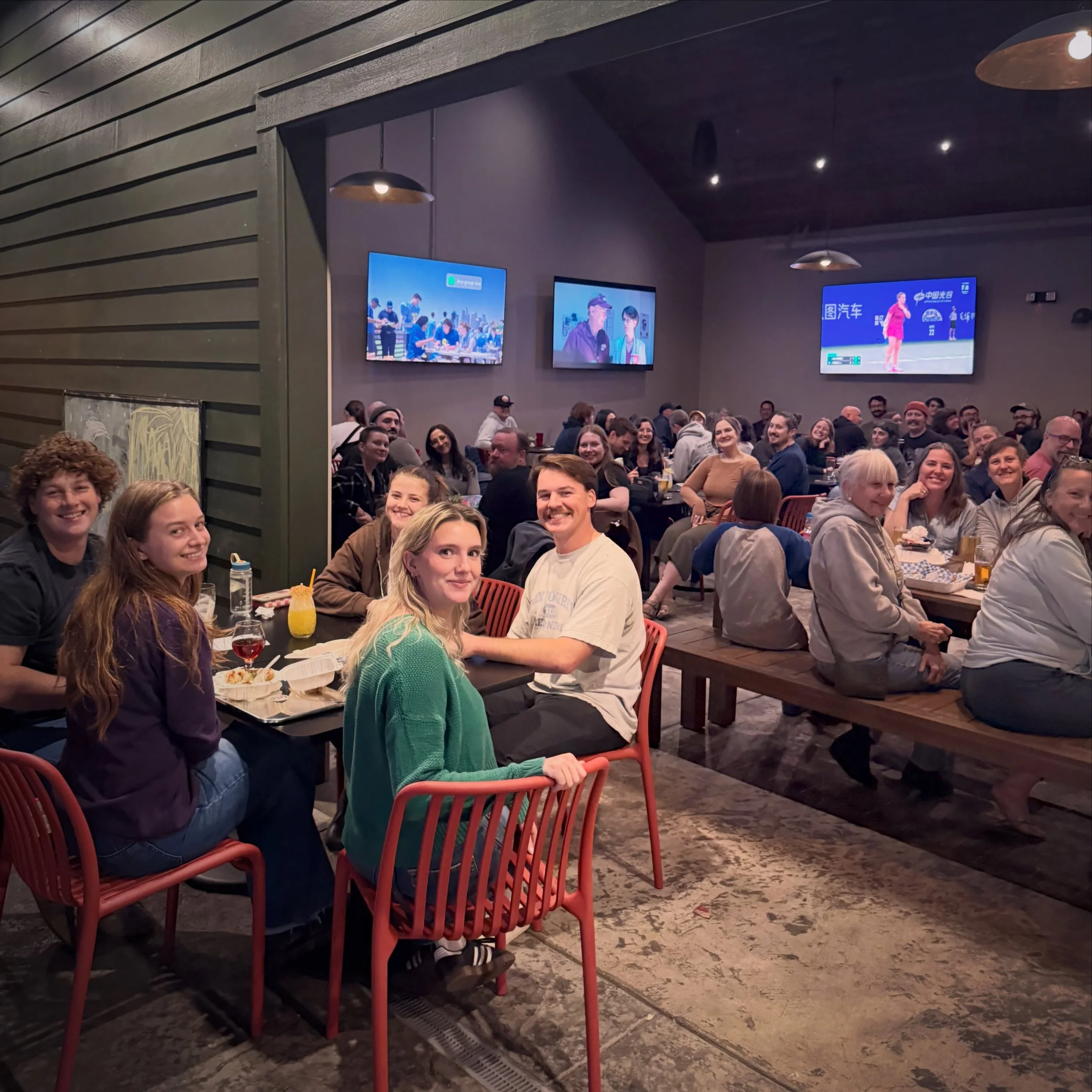 Looking for free Wednesday night bar trivia in Portland? Join us for trivia at The Callback in Northeast Portland.

Lively cocktail bar featuring thoughtful cocktails and wine alongside 16 beers on tap, seven food carts, and Hollywood&rsquo;s biggest