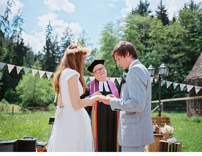 real_weddings 03-2014_dani_marc_gartenhochzeit_birgit_hart_0027.jpg