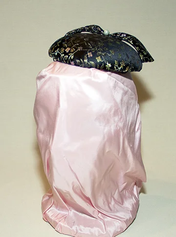 IMG_4307-brocadebutton-web.jpg