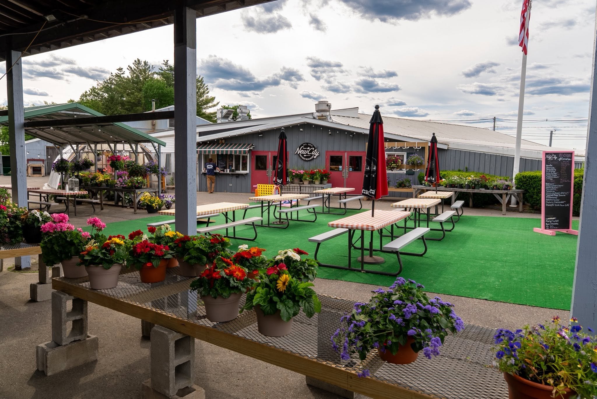 Summer Ice Cream in Bolton, MA: Visit New City Microcreamery at Bolton Orchards