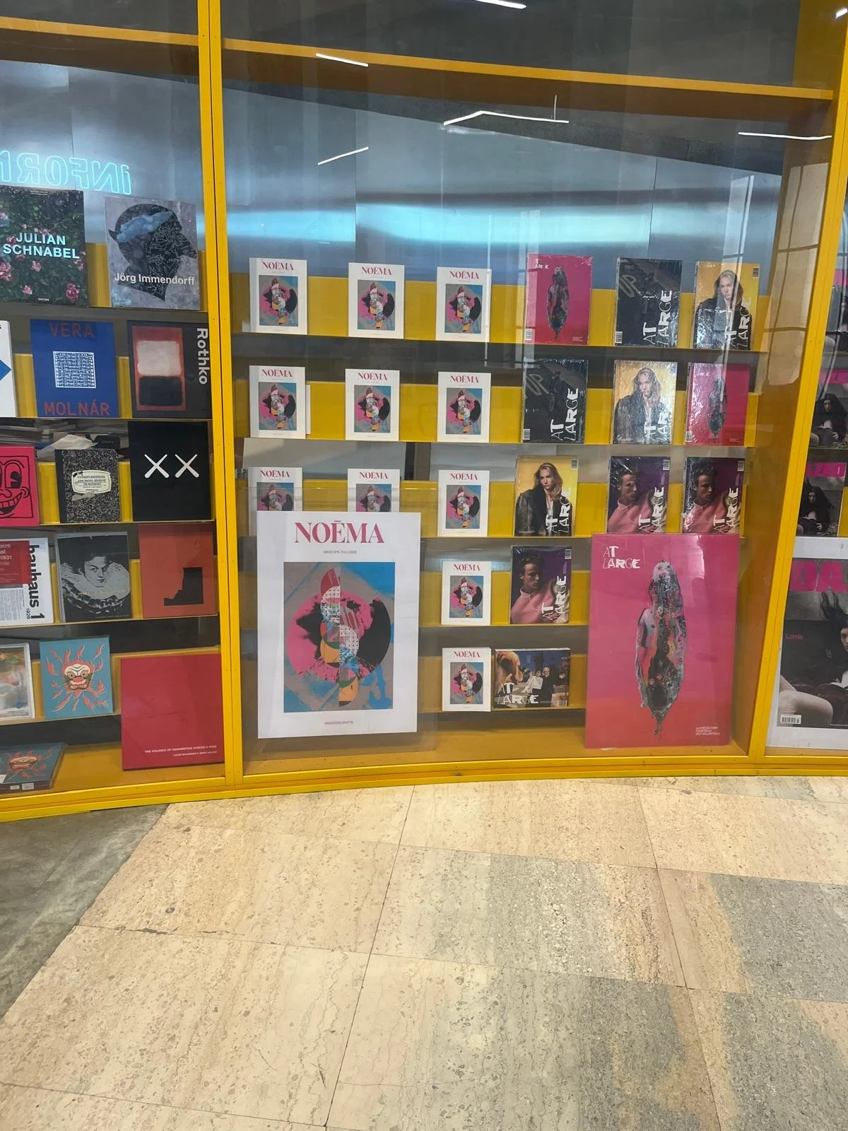 palais de tokyo  1.jpg