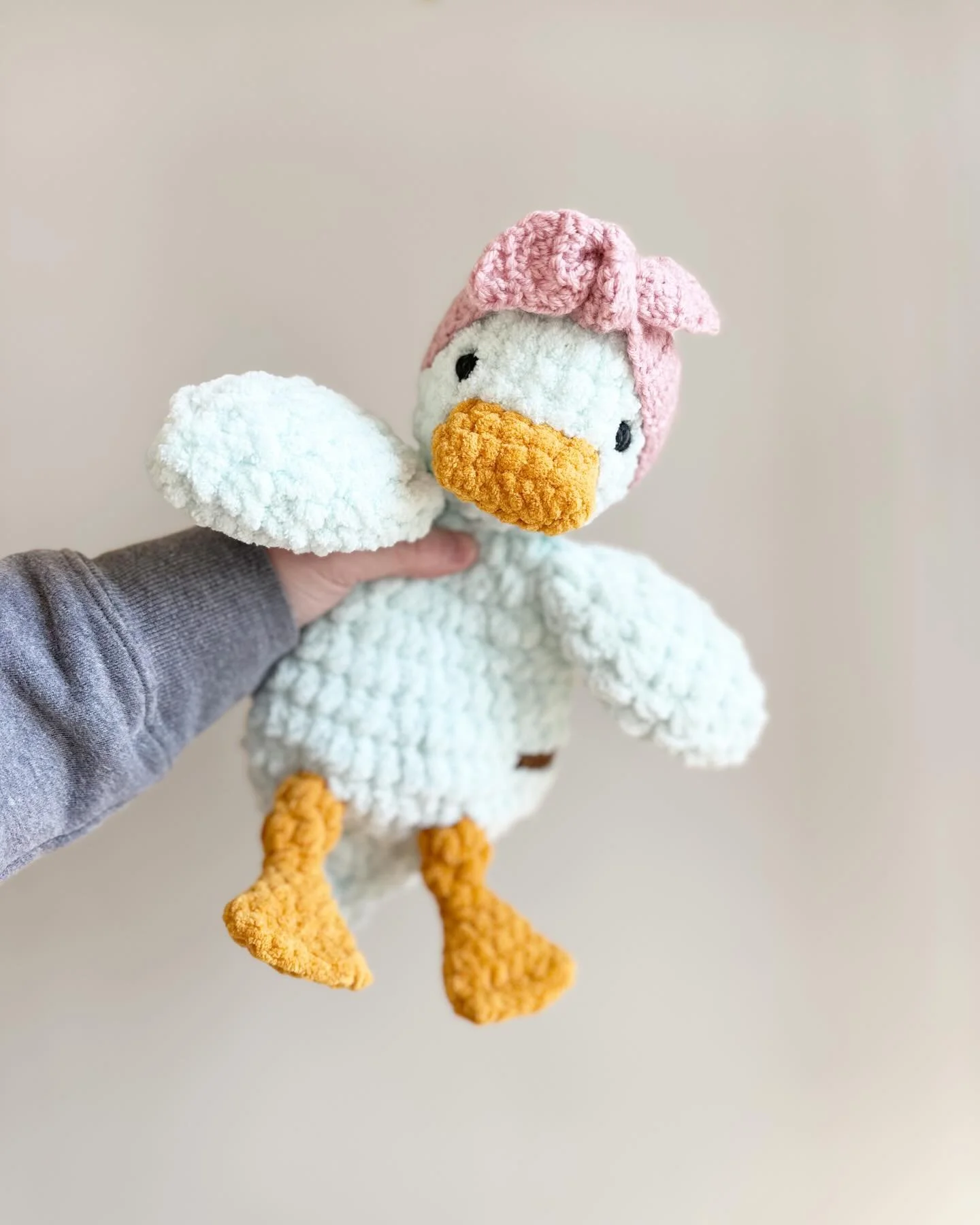 If you were wondering what tops my list of favorite things to make, it&rsquo;s this right here. The most adorable duck there ever was. 🩵

Pattern: @shopmodthreads 
Yarn: Big Twist Plush &amp; @bernatyarn

#crochetlovey #dellatheduck #crochetduck #ha