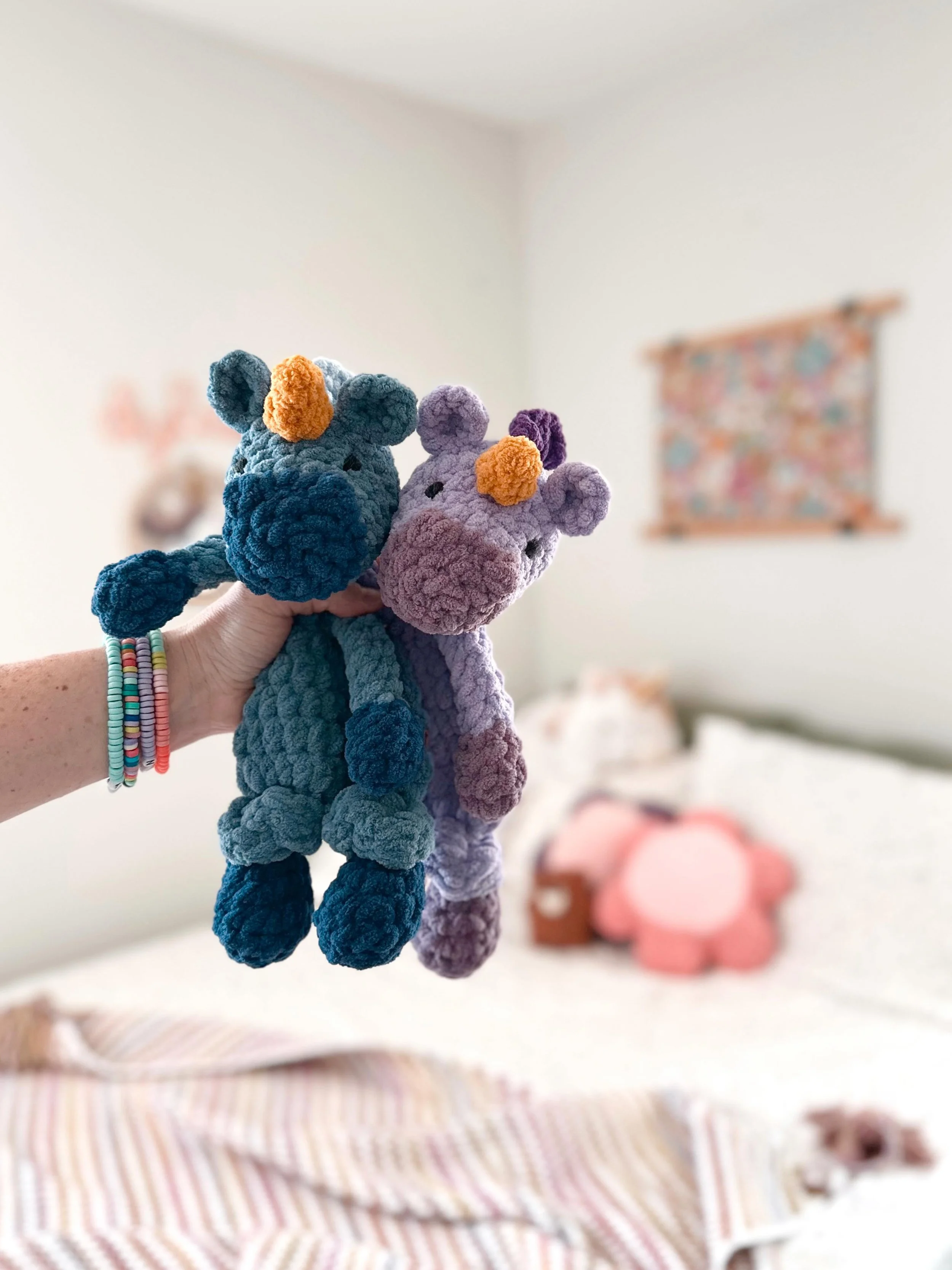 What could possibly be more magical than a mini unicorn?

Two mini unicorns, of course! ✨

Pattern: @mamamademinis 
Yarn: @bernatyarn 

#crochetunicorn #unicornmagic #unicornsnuggler #handmadeforbaby #daramadethis
