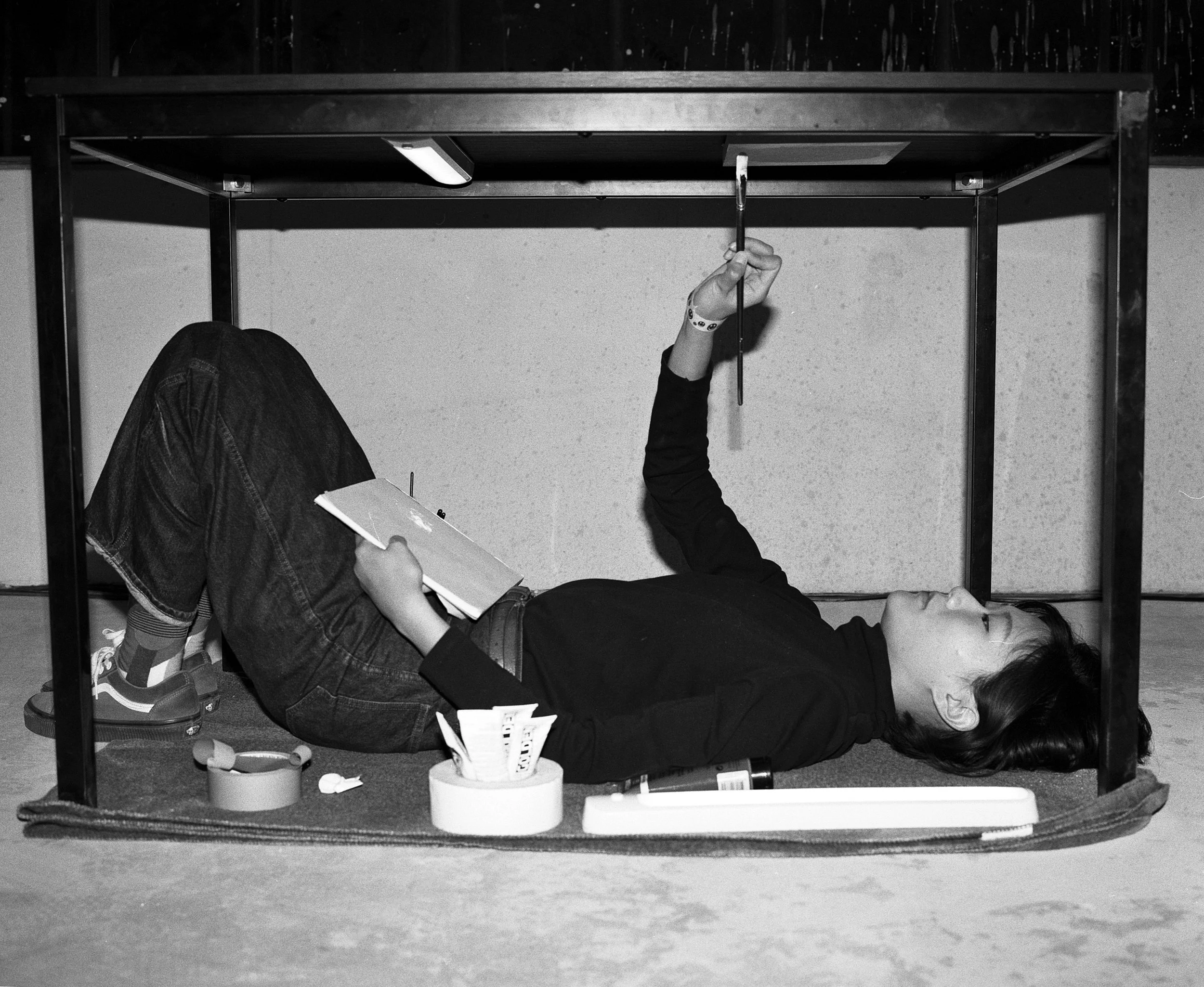 Under the table_014.jpg