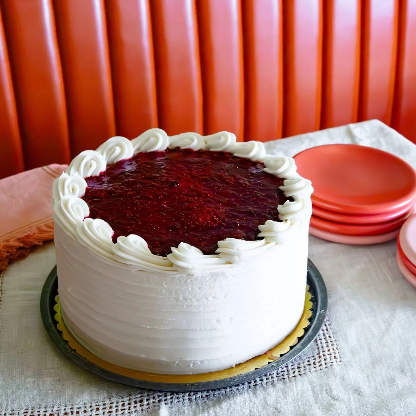 LJs-Cake-Raspberry_Wedding-9.jpg