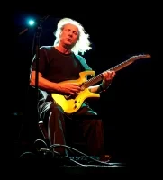 Adrian Belew