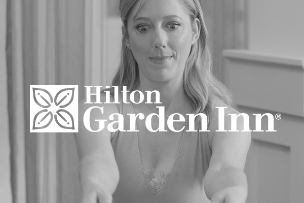hiltongif.gif